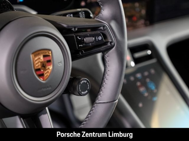 Porsche Taycan Black Edition HA-Lenkung Soft-Close