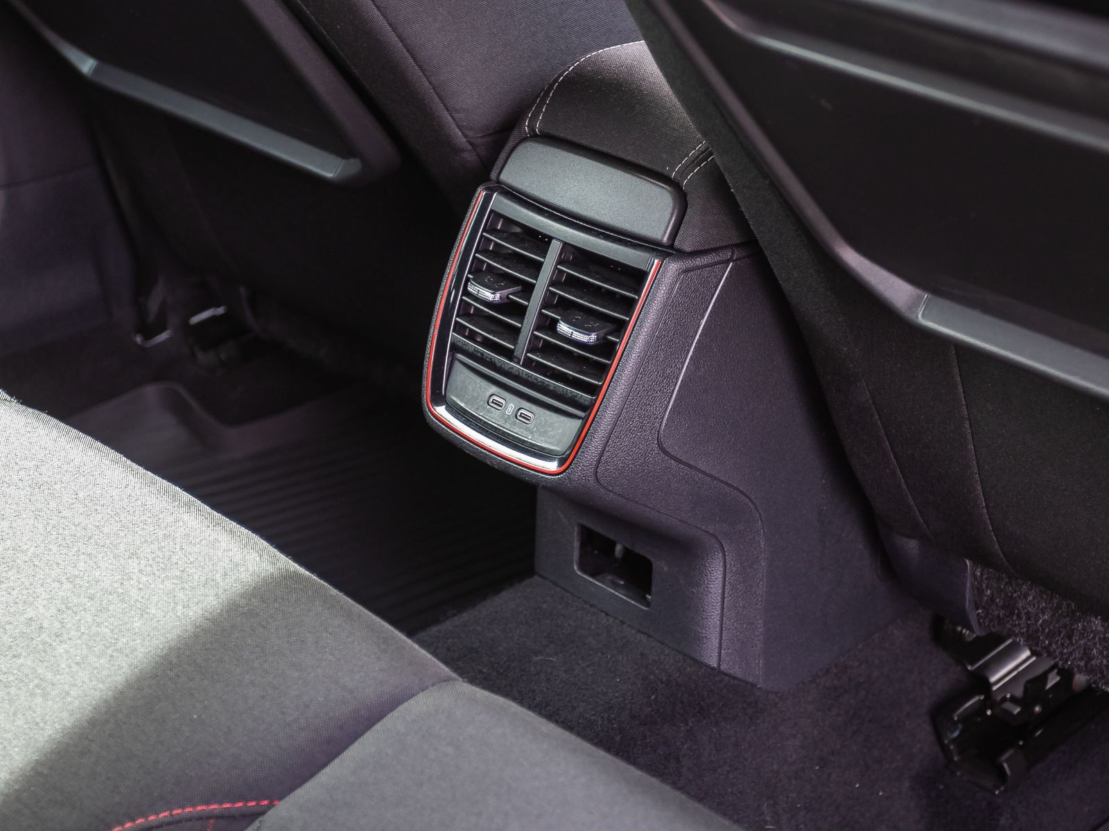 Skoda Scala Ambition 1.0TSI LED EPH KESSY CarPlay