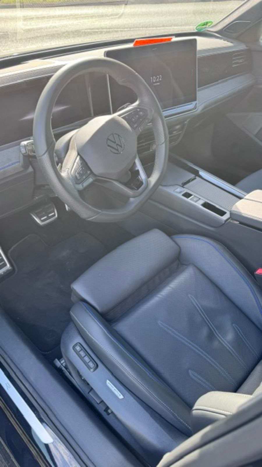 Volkswagen Passat R-Line 2.0TSI 4M DSG Navi Matrix HuD Standhzg ACC AHK