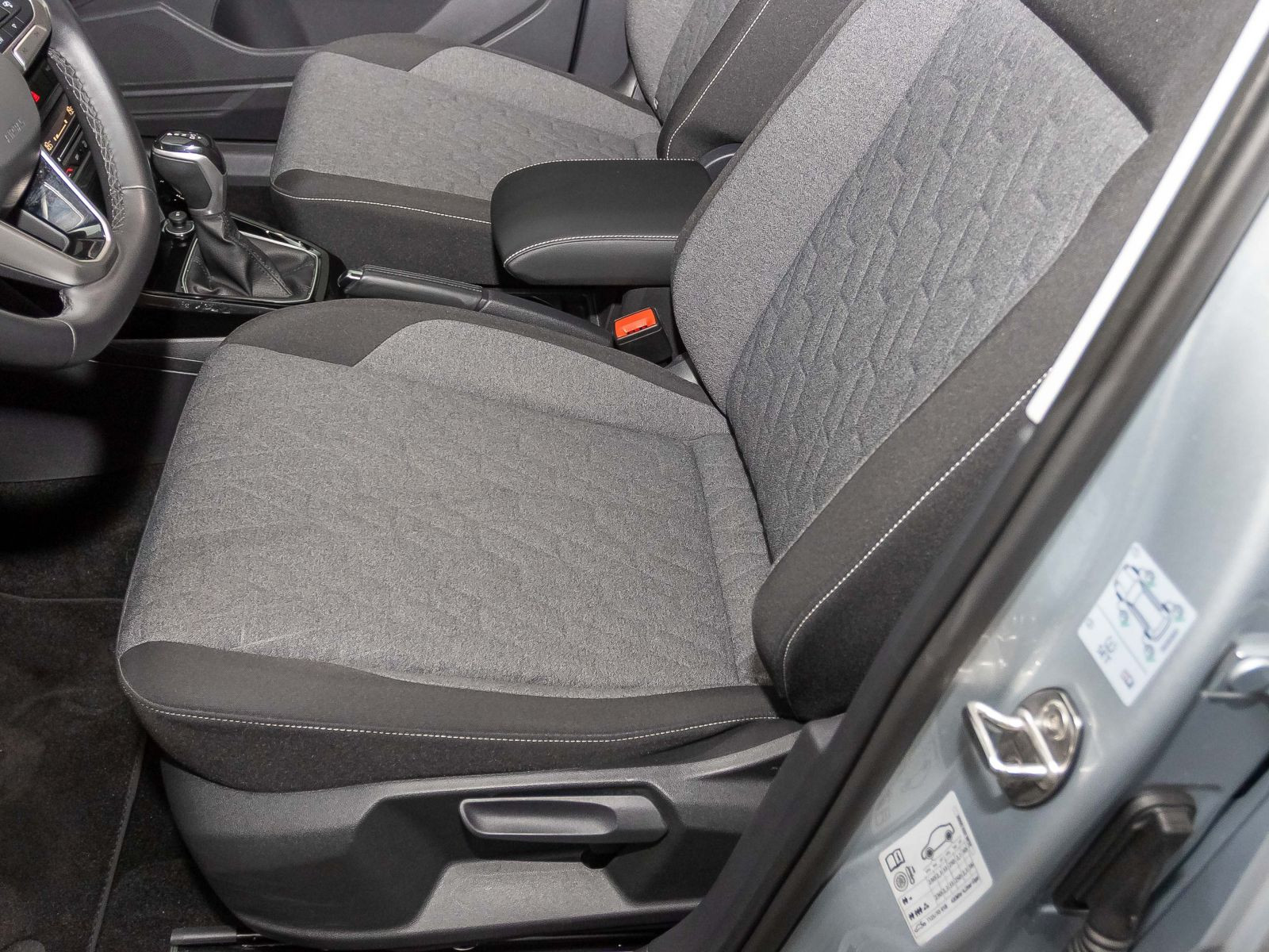 Volkswagen T-Cross 1.0 TSI DSG MOVE, Rückfahrkamera, Navi, Klima