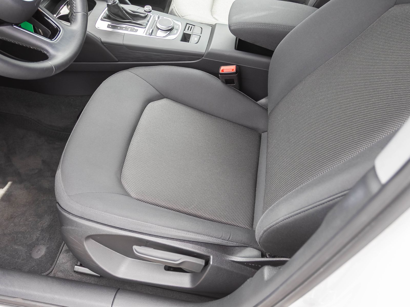 Audi A3 Sportback 35 TFSI S-tronic, Navi, Xenon, Klima, Sitzheizung, Parkpilot