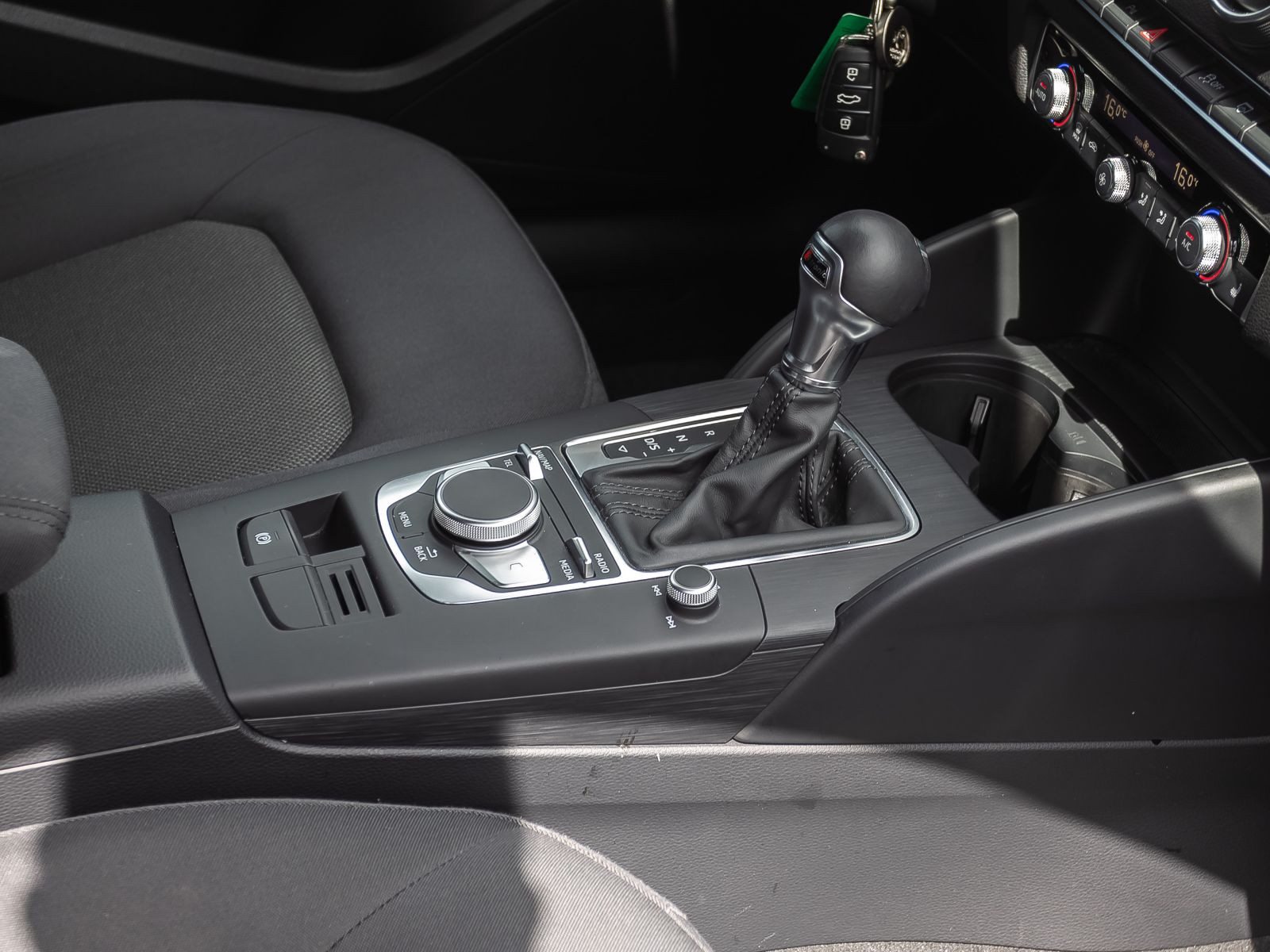 Audi A3 Sportback 35 TFSI S-tronic, Navi, Xenon, Klima, Sitzheizung, Parkpilot