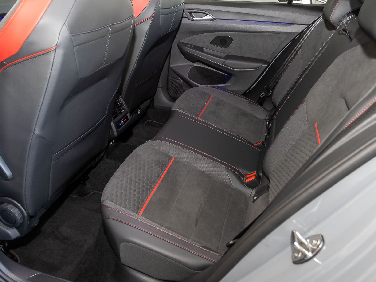 Volkswagen Golf VIII GTI 2.0 TSI DSG Clubsport Navi ACC EPH