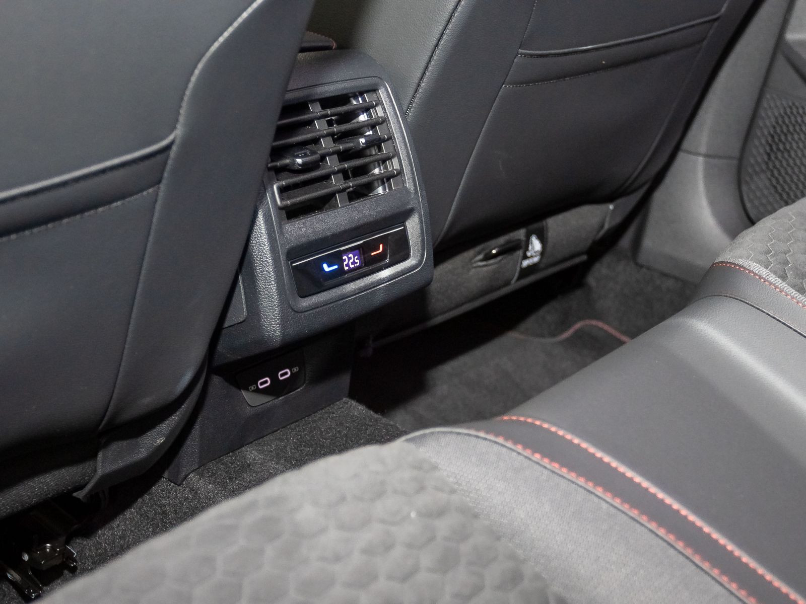 Volkswagen Golf VIII GTI 2.0 TSI DSG Clubsport Navi ACC EPH