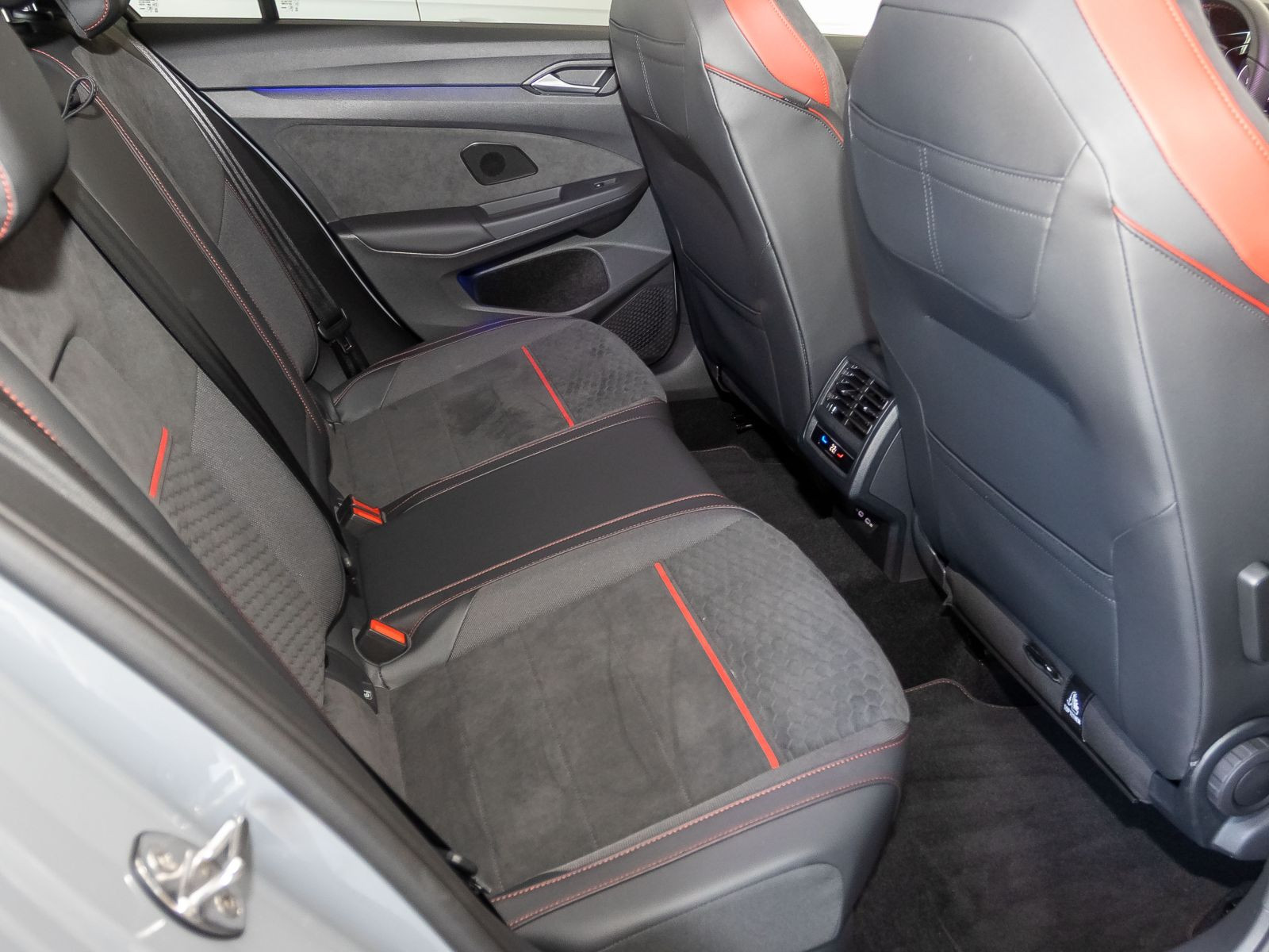 Volkswagen Golf VIII GTI 2.0 TSI DSG Clubsport Navi ACC EPH