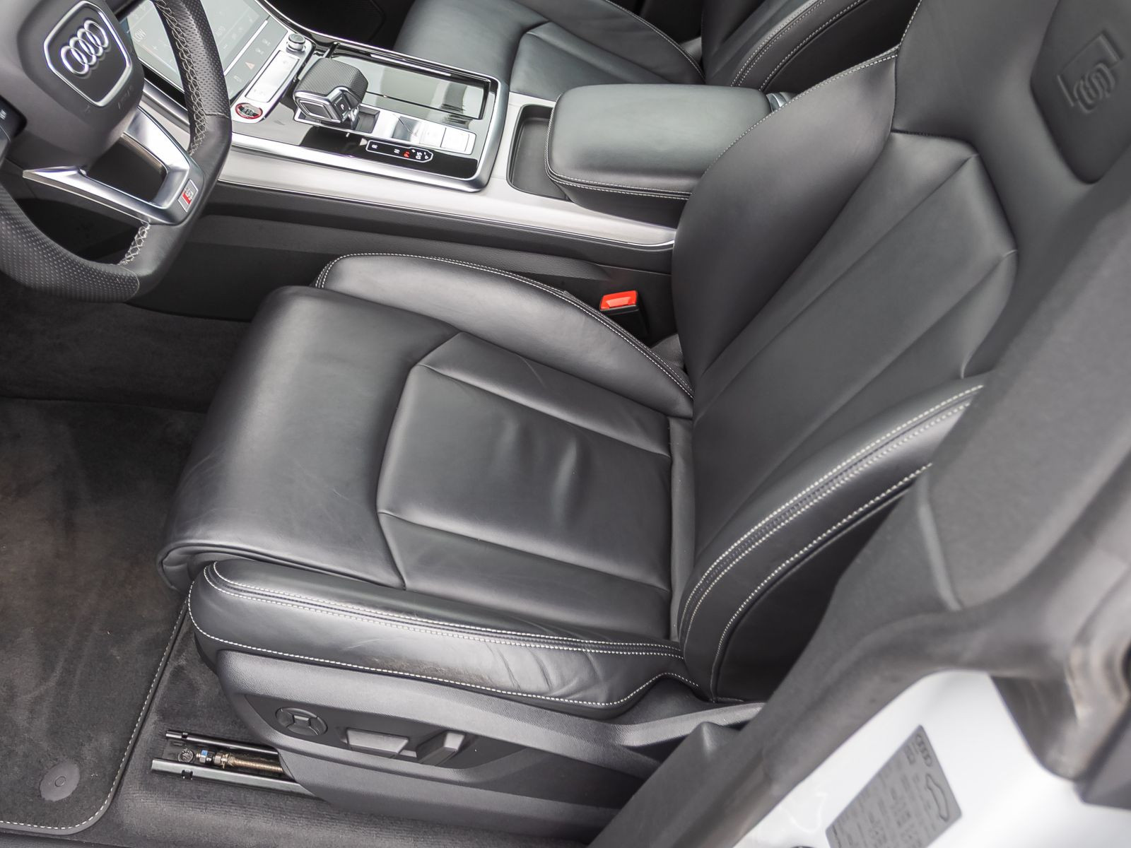 Audi SQ8 TFSI Navi Matrix Luftfederung B&O GRA AHK