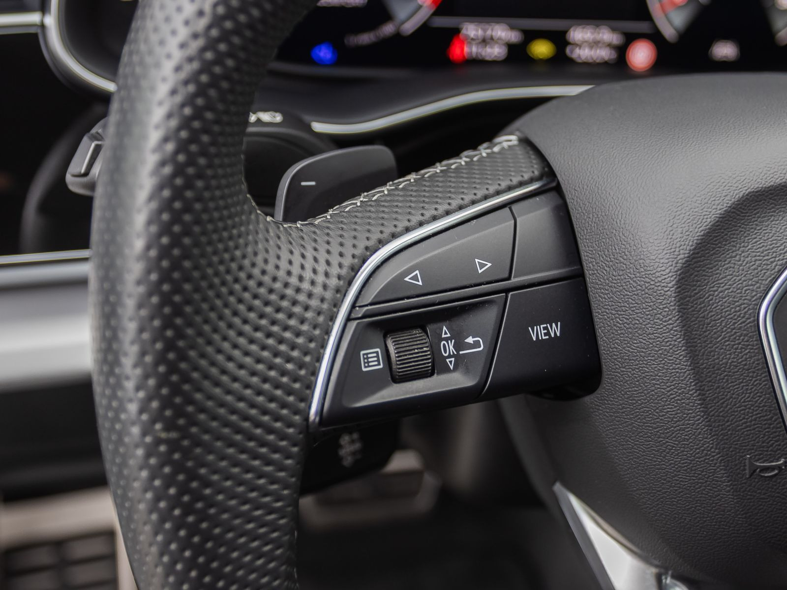 Audi SQ8 TFSI Navi Matrix Luftfederung B&O GRA AHK