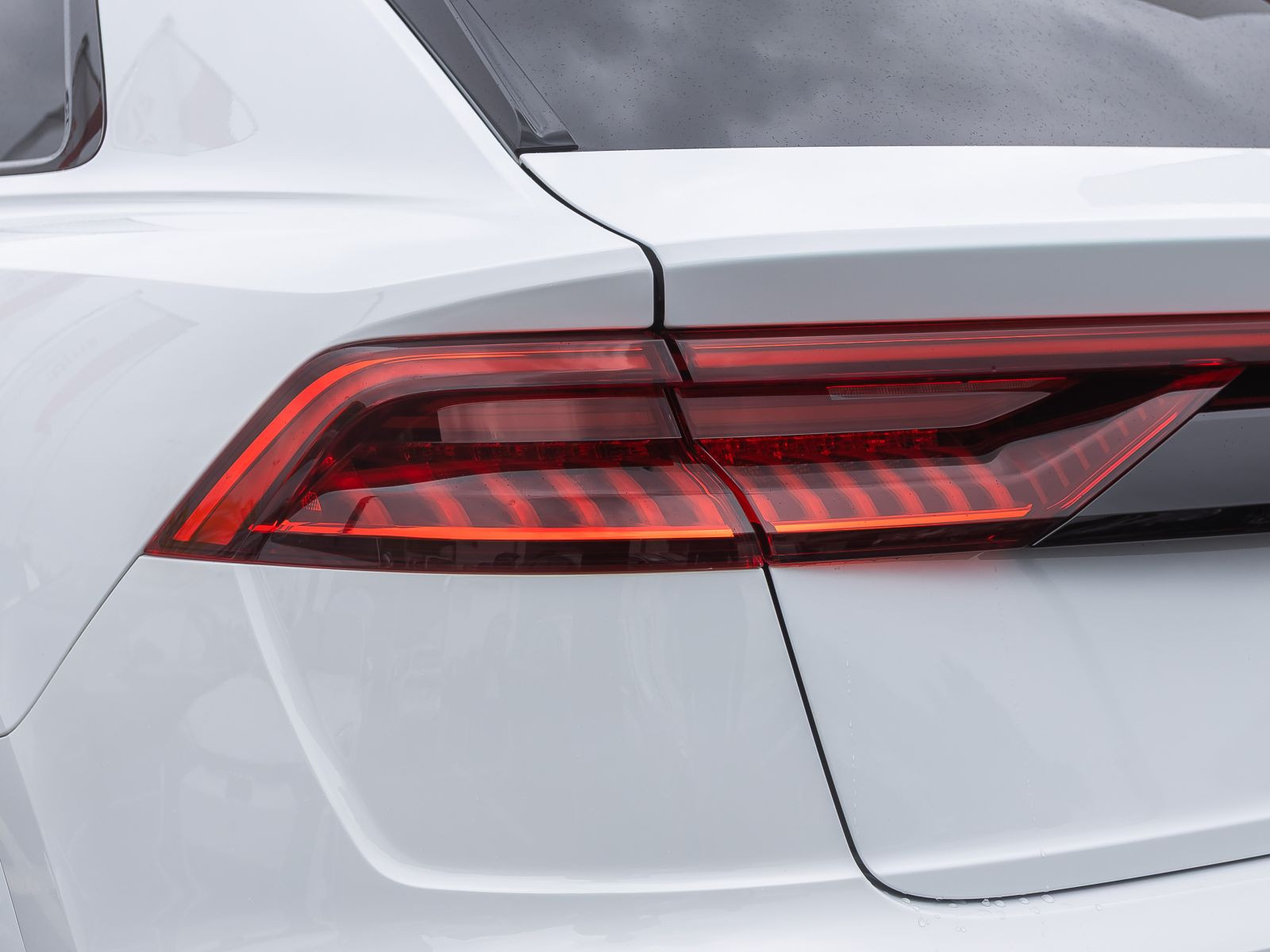 Audi SQ8 TFSI Navi Matrix Luftfederung B&O GRA AHK