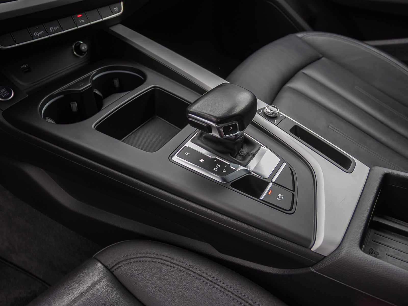 Audi A4 Avant Advanced 35TFSI Stronic Navi LED ACC AHK