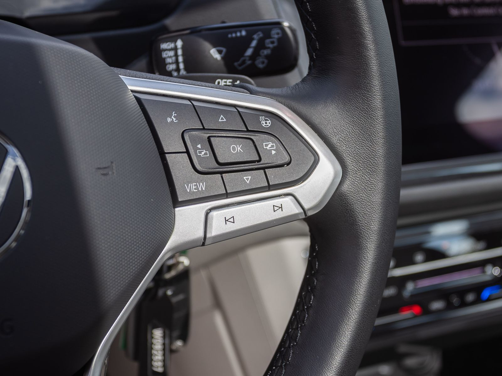 Volkswagen Tiguan 1.5 TSI DSG Elegance, Panoramadach, LED-Matrix, Navi, Rückfahrkamera