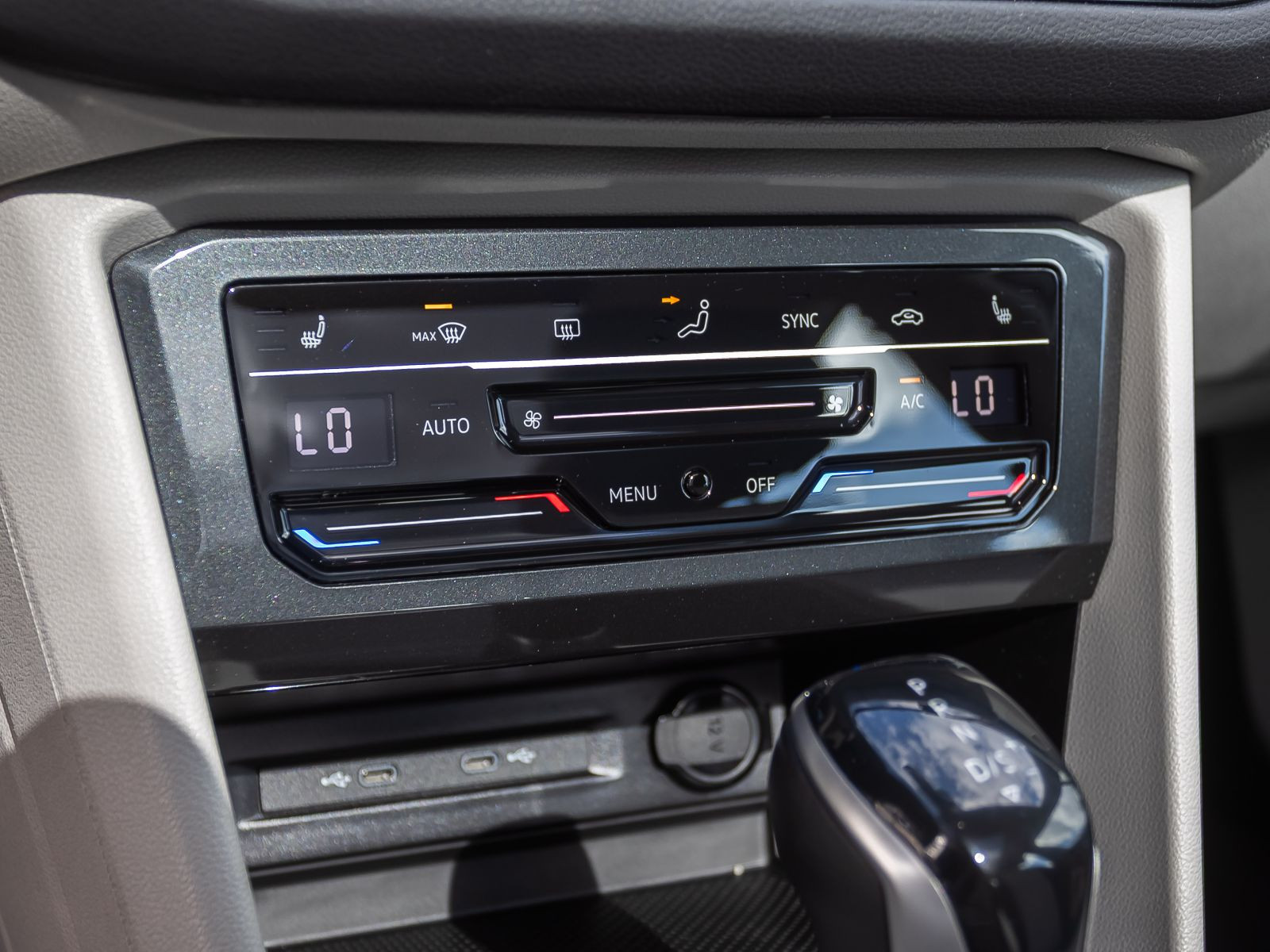 Volkswagen Tiguan 1.5 TSI DSG Elegance, Panoramadach, LED-Matrix, Navi, Rückfahrkamera