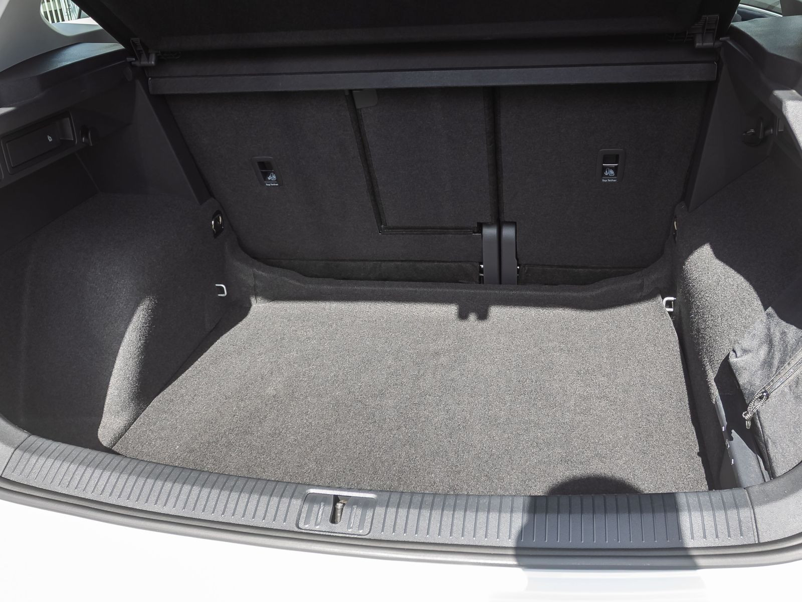 Volkswagen Tiguan 1.5 TSI DSG Elegance, Panoramadach, LED-Matrix, Navi, Rückfahrkamera