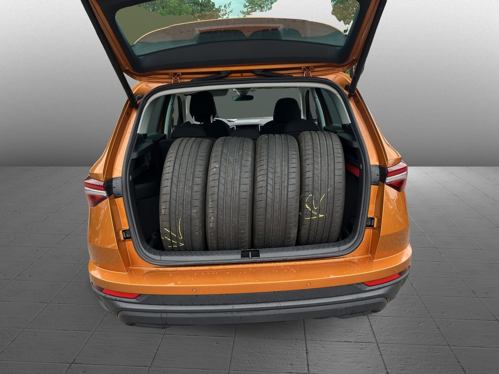 Skoda Karoq Style 1.5TSI Navi AHK LED ACC EPH KESSY