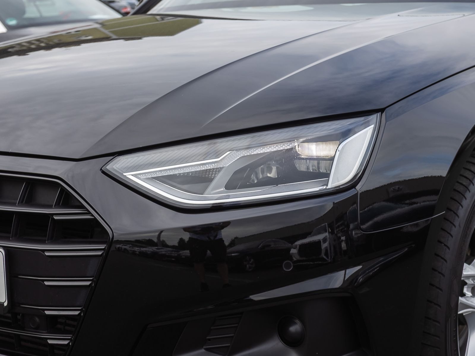 Audi A4 Avant Advanced 35TFSI Stronic Navi LED ACC AHK