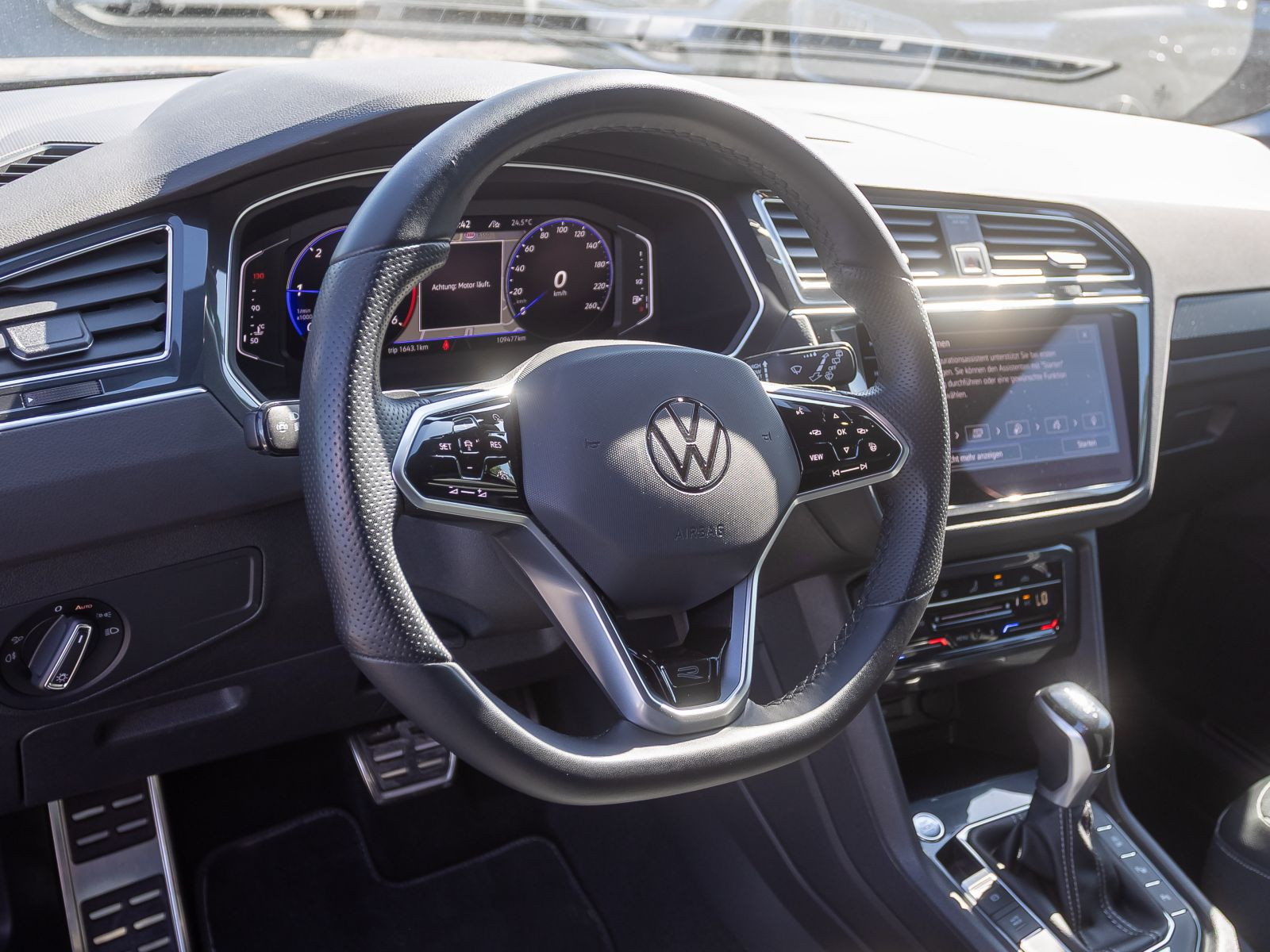 Volkswagen Tiguan 2.0 TDI R-Line "Black Style" 4M DSG AHK