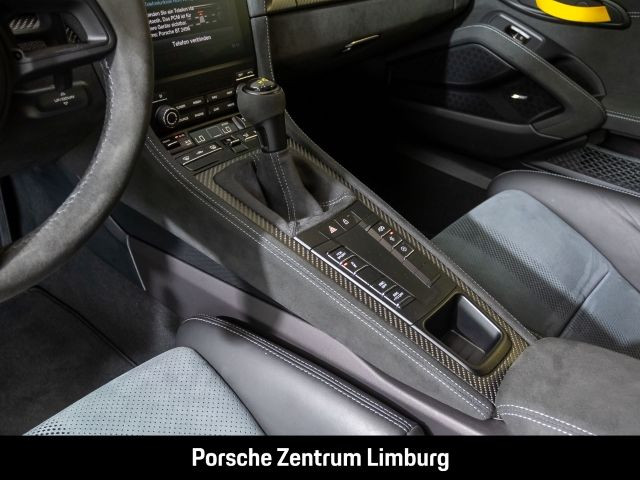 Porsche Cayman 718 GT4 RS Weissach-Paket Clubsportpaket