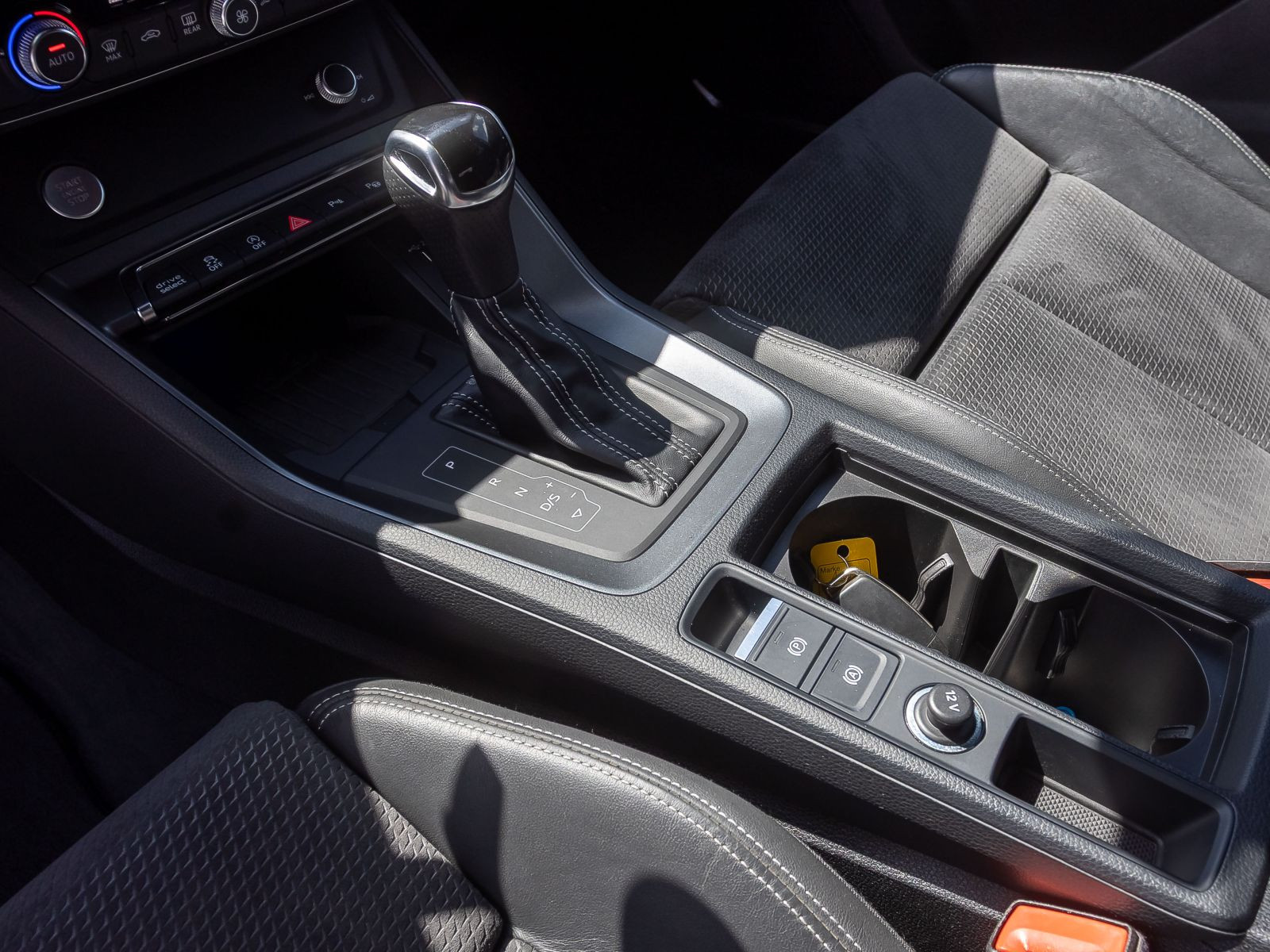 Audi Q3 S line 45TFSI qu Stronic Navi Matrix Panorama