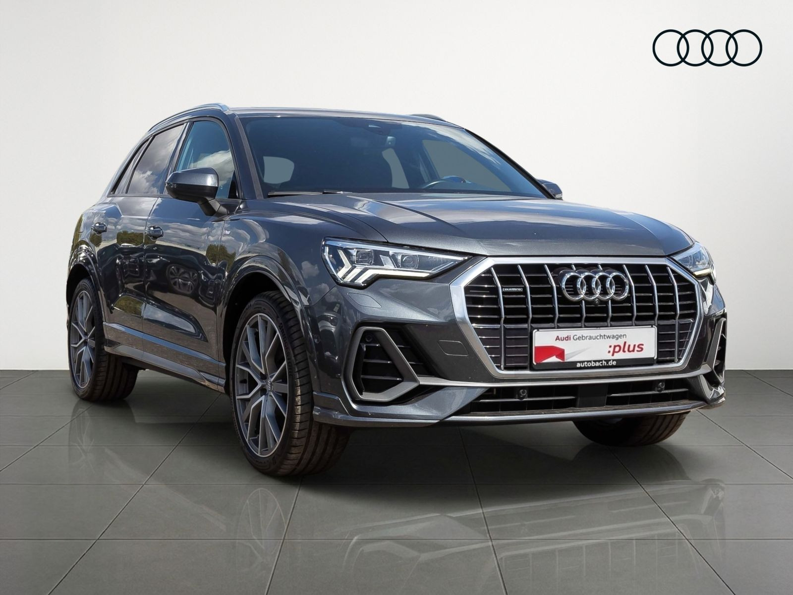 Audi Q3 S line 45TFSI qu Stronic Navi Matrix Panorama