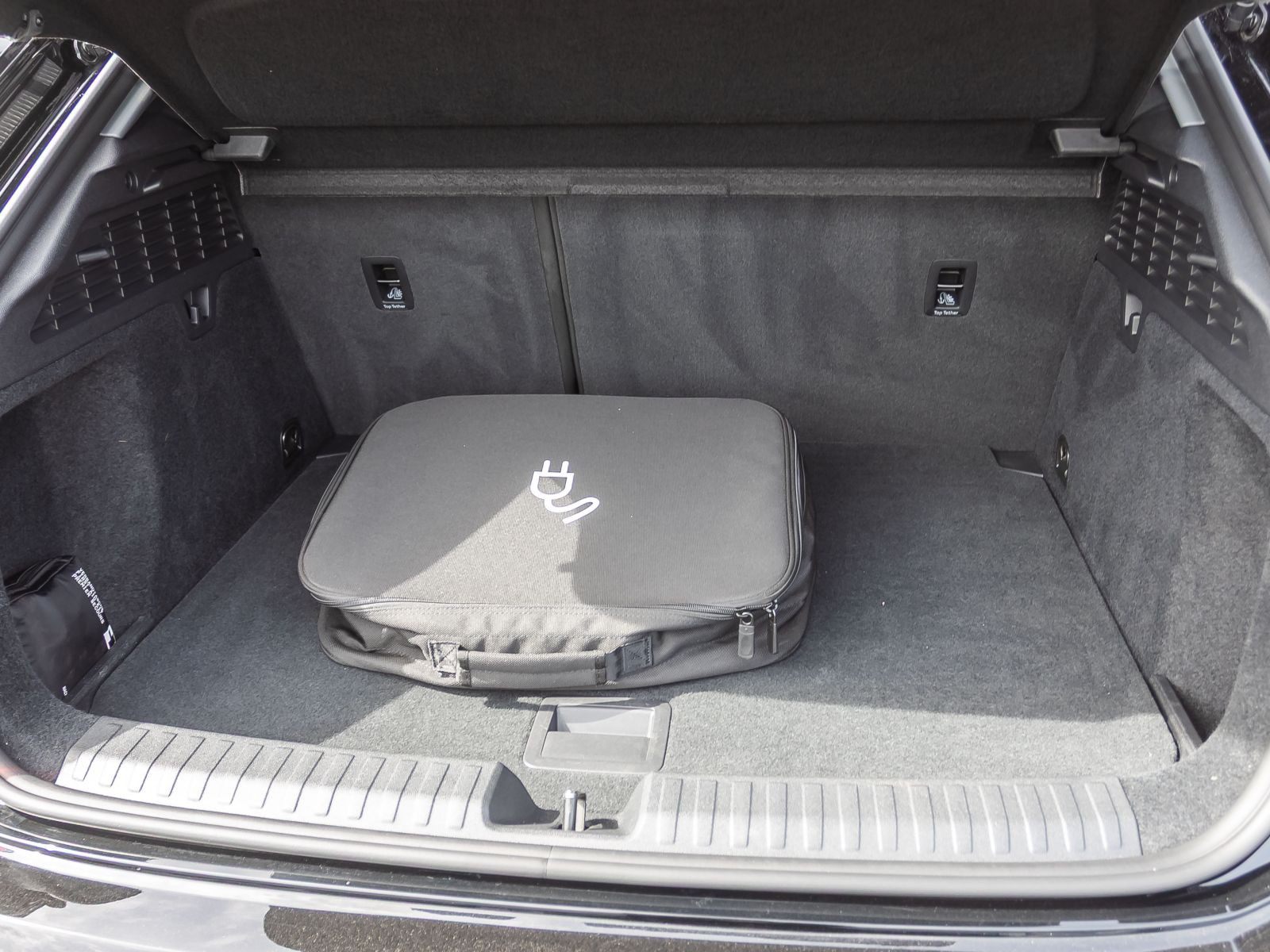 Audi A3 Sportback 40TFSIe Stronic LED GRA Sitzhzg RFK