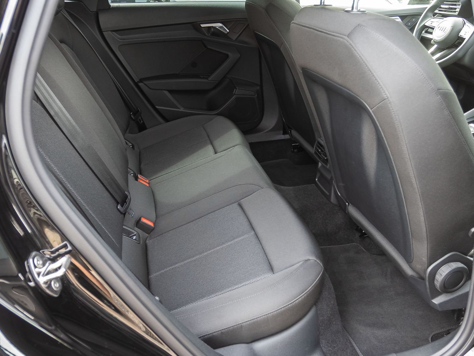 Audi A3 Sportback 40TFSIe Stronic LED GRA Sitzhzg RFK
