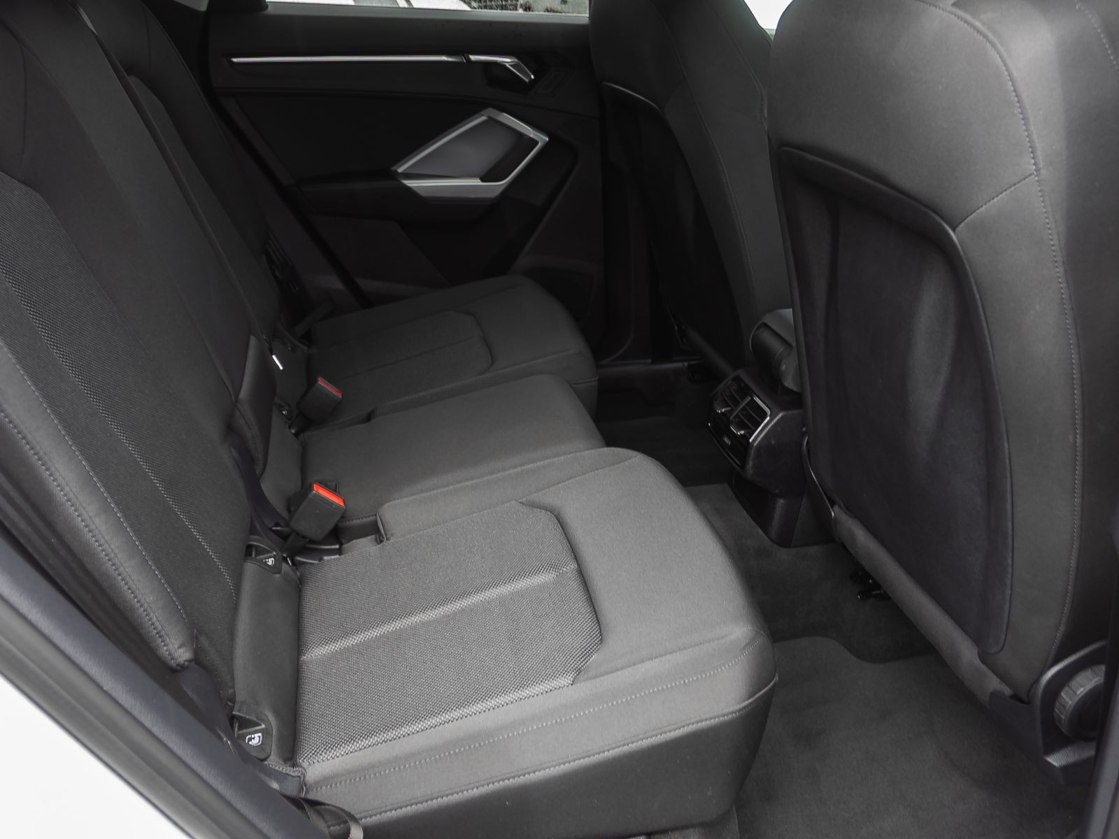 Audi Q3 Sportback 45TFSIe LED ACC EPH CarPlay DAB