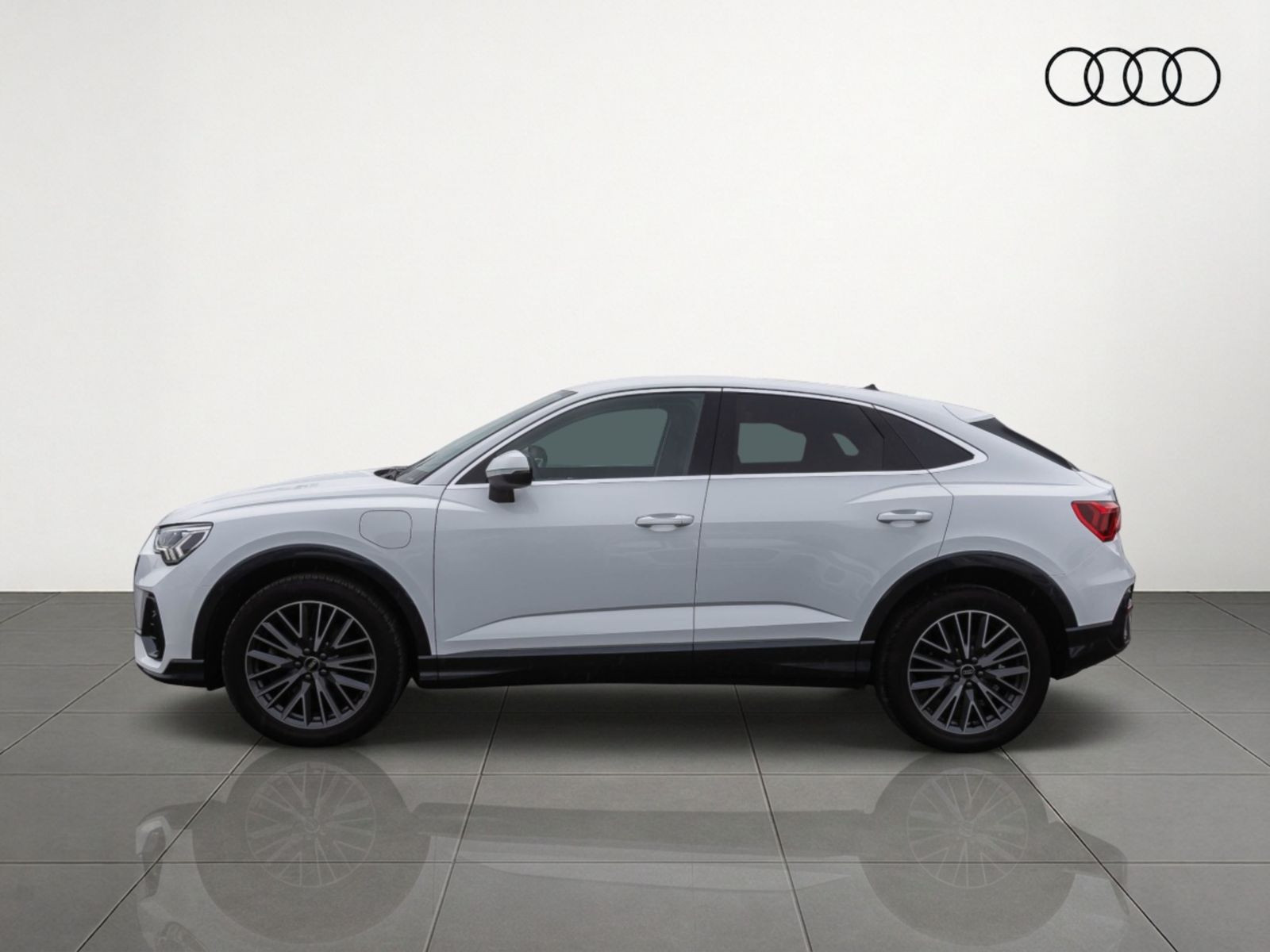 Audi Q3 Sportback 45TFSIe LED ACC EPH CarPlay DAB