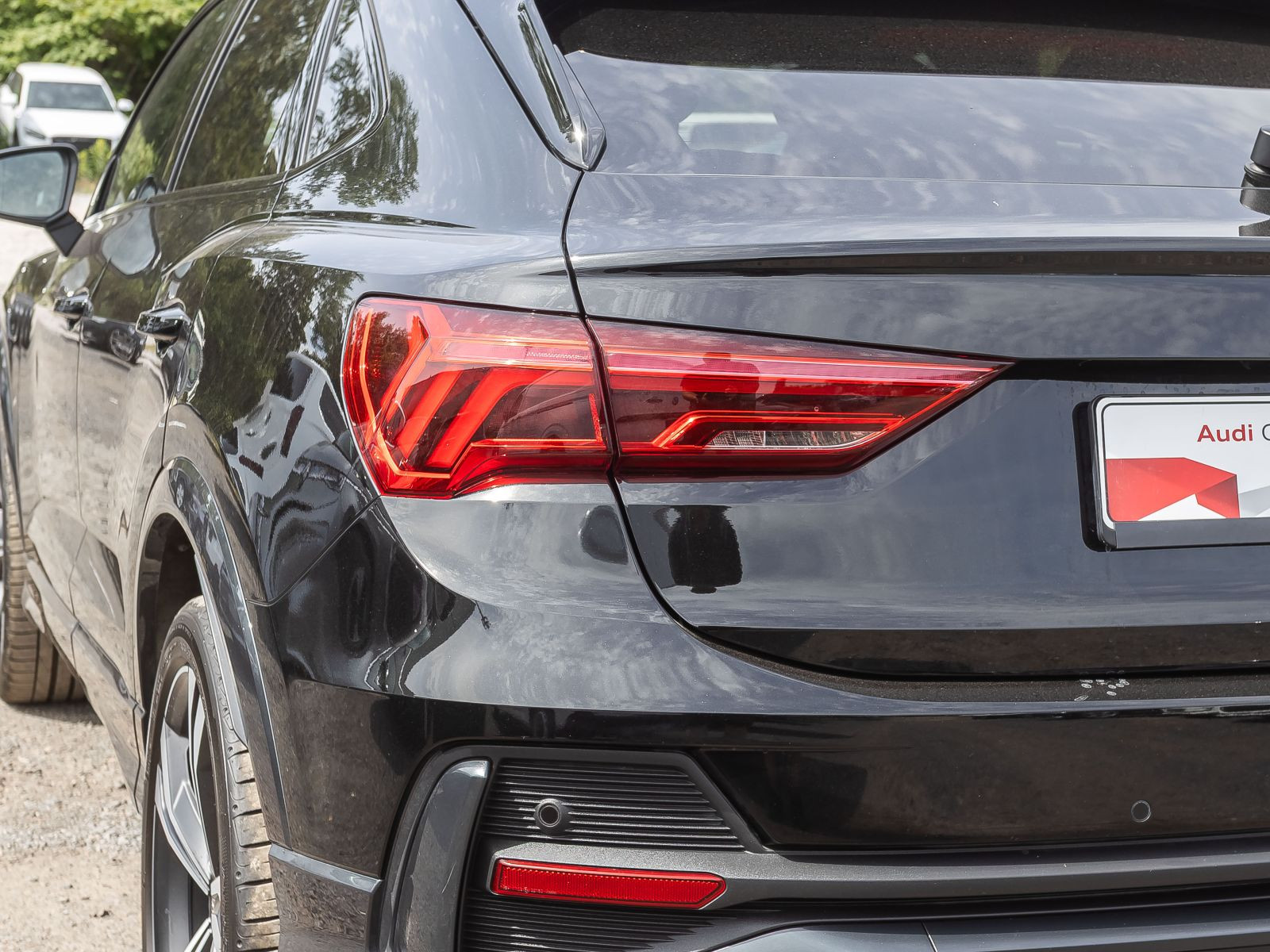 Audi Q3 Sportback S line 45TFSIe Navi LED Panorama ACC