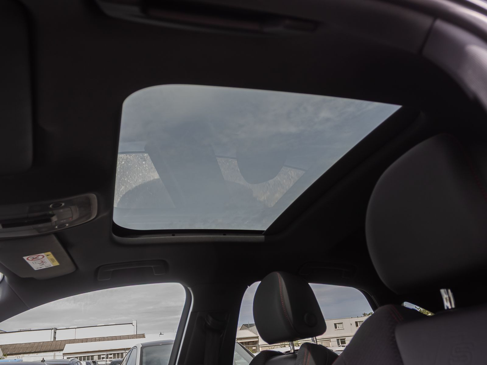 Audi Q3 Sportback S line 45TFSIe Navi LED Panorama ACC