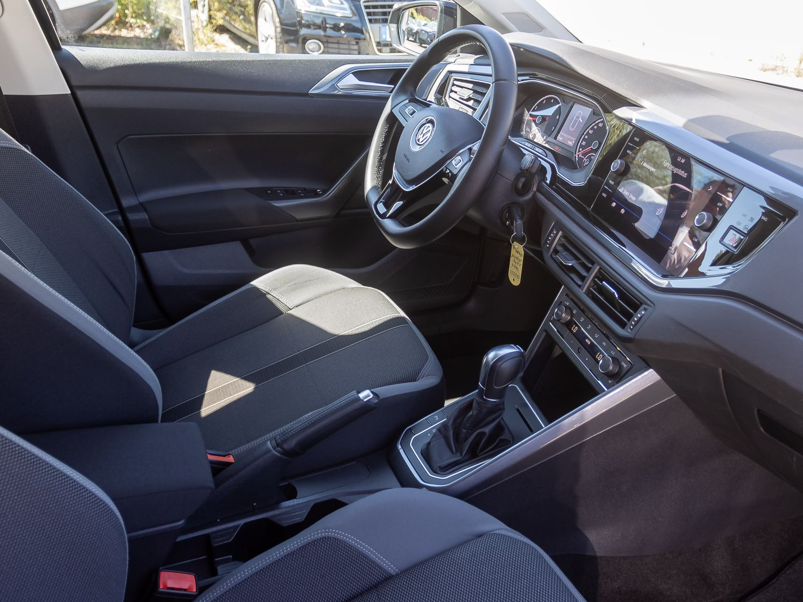 Volkswagen Polo 1.0 TSI Highline DSG Navi LED Sitzhzg EPH