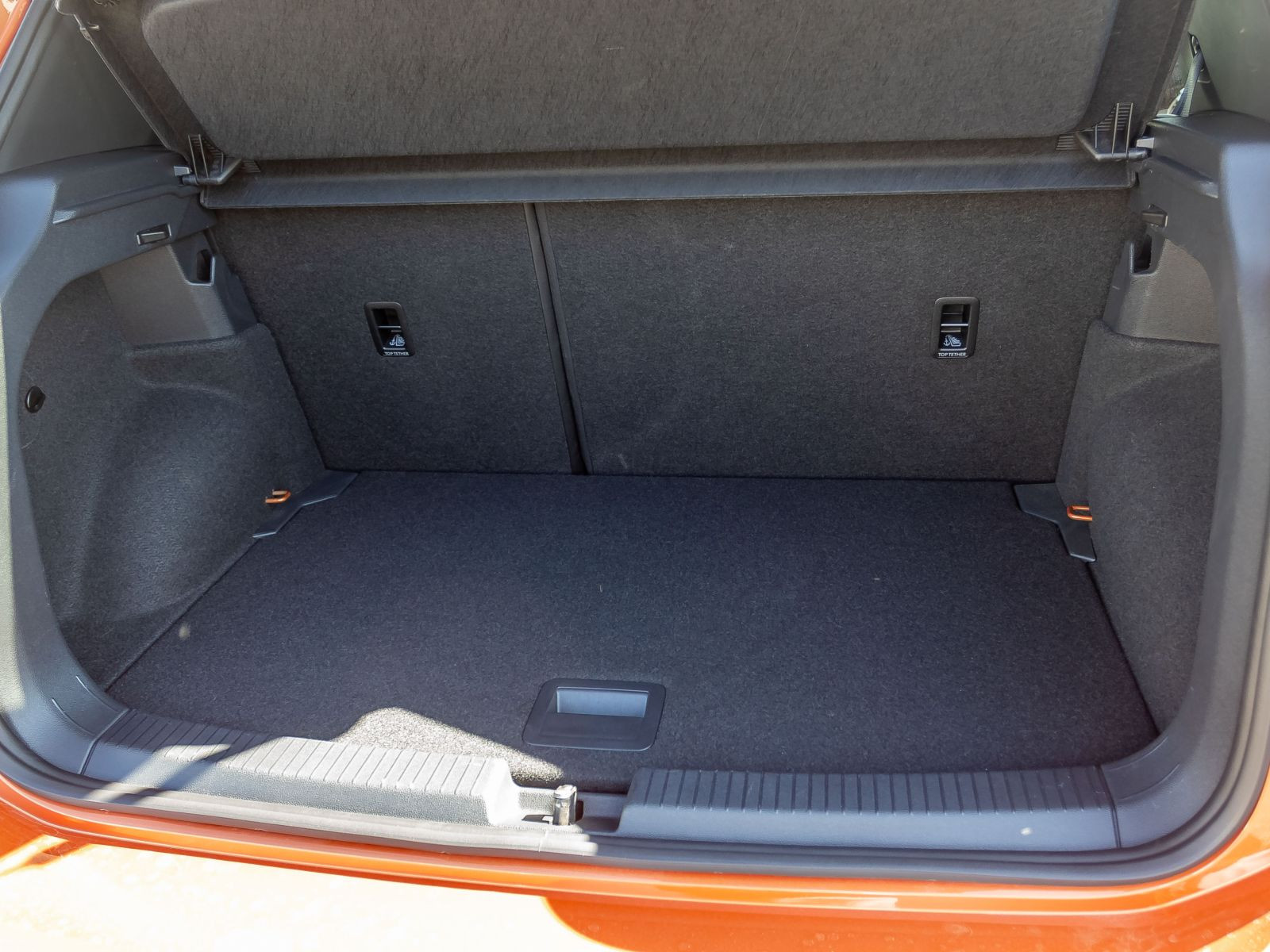 Volkswagen T-Cross ACTIVE 1.0TSI DSG Navi LED EPH CarPlay