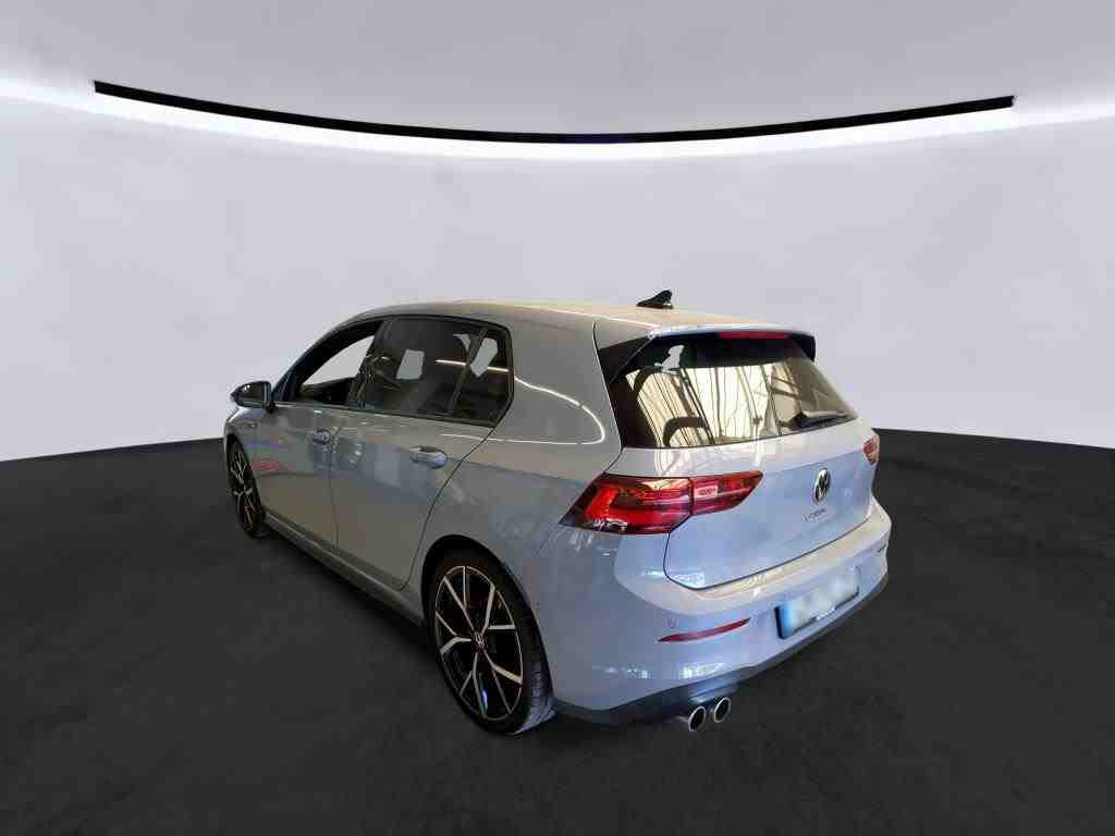 Volkswagen Golf VIII GTD 2.0TDI DSG Navi Matrix HuD Panorama ACC