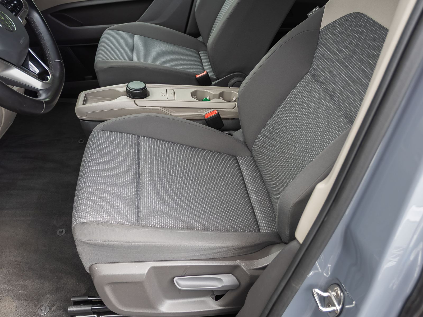 Volkswagen T7 Multivan 2.0 TDI DSG, Navi, LED, Rückfahrkamera, App-Connect