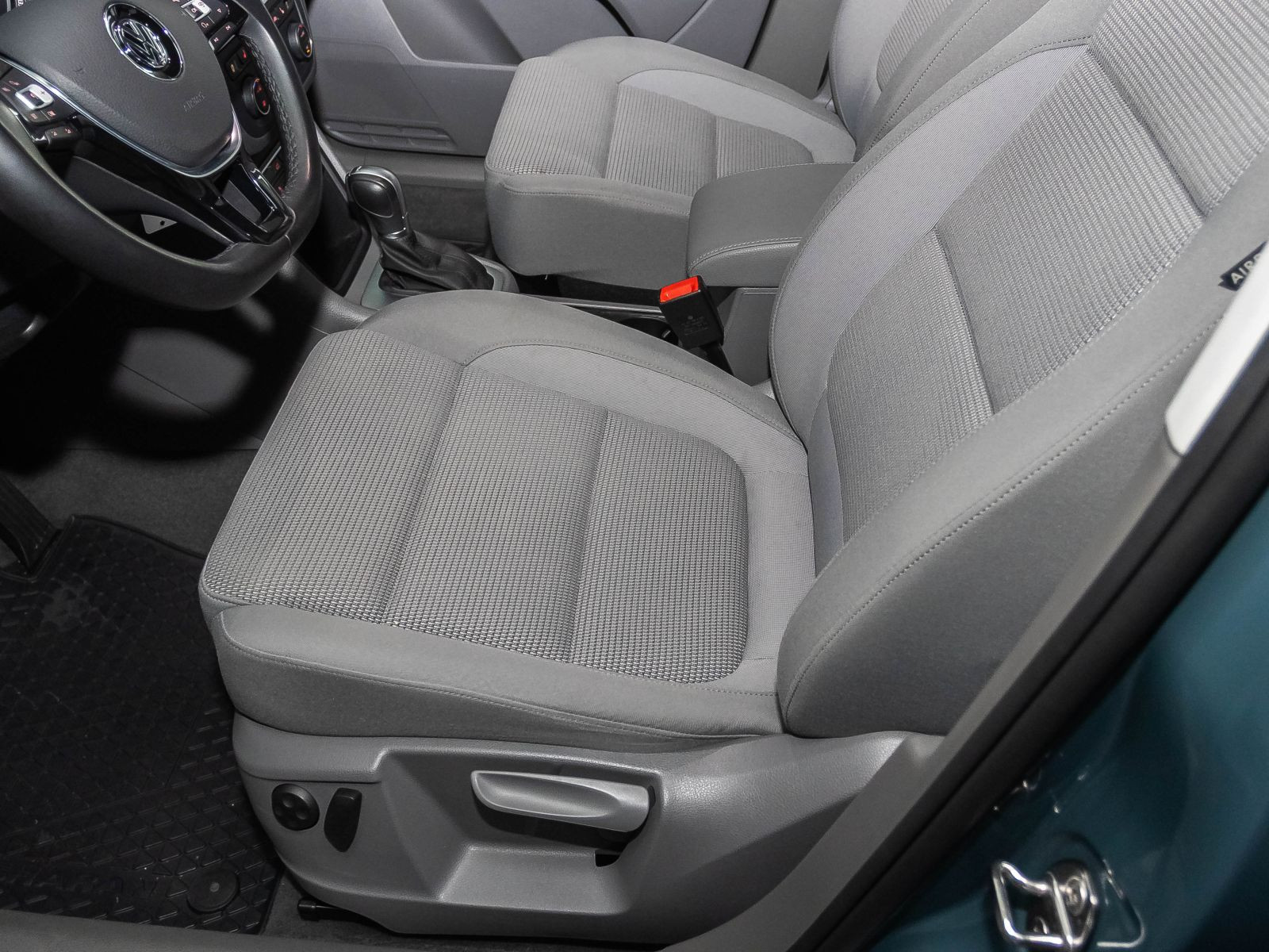 Volkswagen Sharan Comfortline 1.4TSI DSG Navi ACC EPH AHK