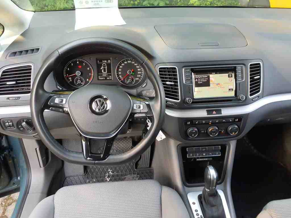 Volkswagen Sharan Comfortline 1.4TSI DSG Navi ACC EPH AHK