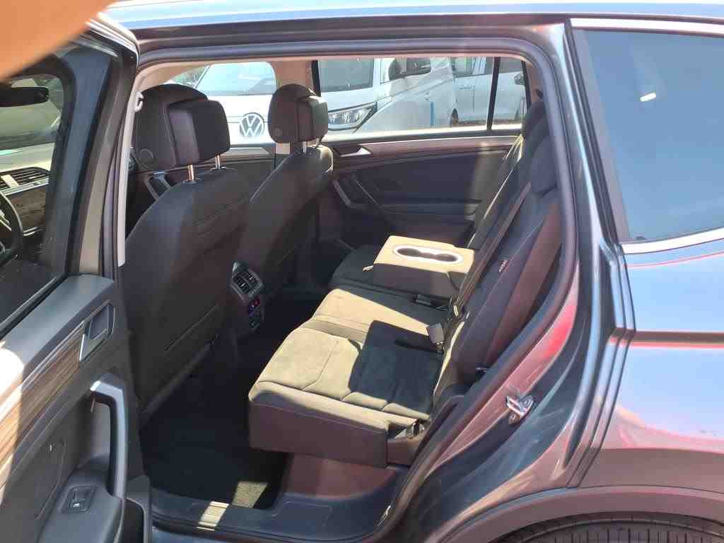 Volkswagen Tiguan Allspace 2.0 TDI DSG Elegance, Navi, LED-Matrix, Rückfahrkamera, 7-Sitze