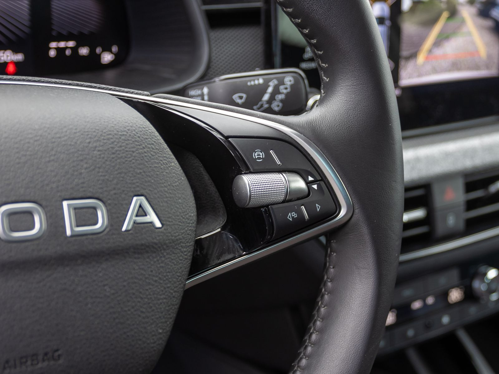 Skoda Scala Tour 1.0 TSI LED GRA EPH KESSY CarPlay