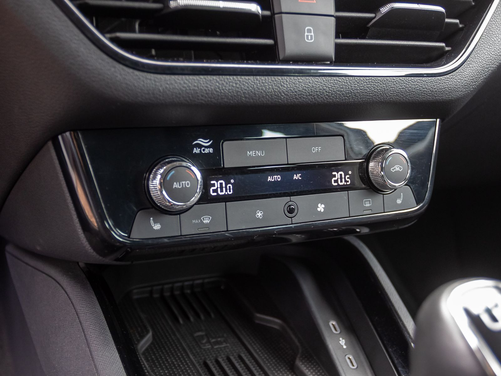 Skoda Scala Tour 1.0 TSI LED GRA EPH KESSY CarPlay