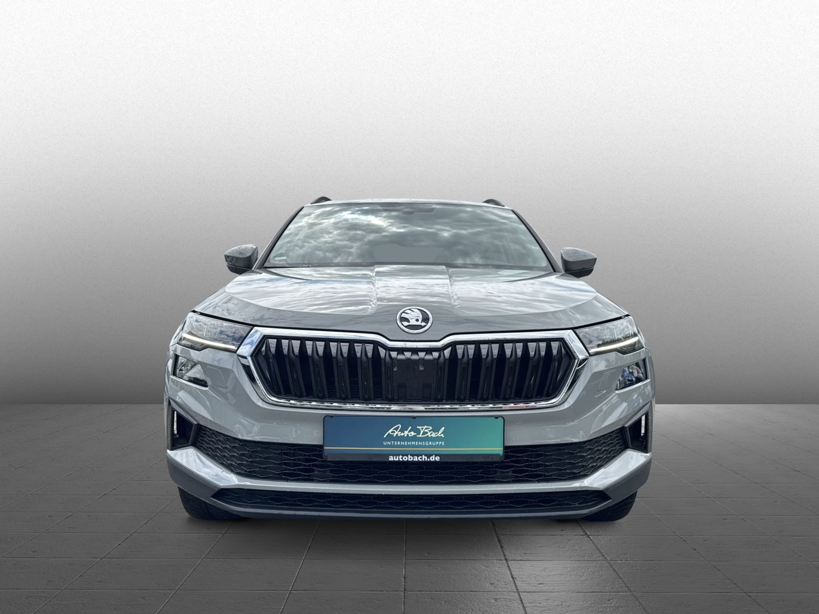 Skoda Karoq Tour 1.0TSI LED EPH GRA KESSY CarPlay
