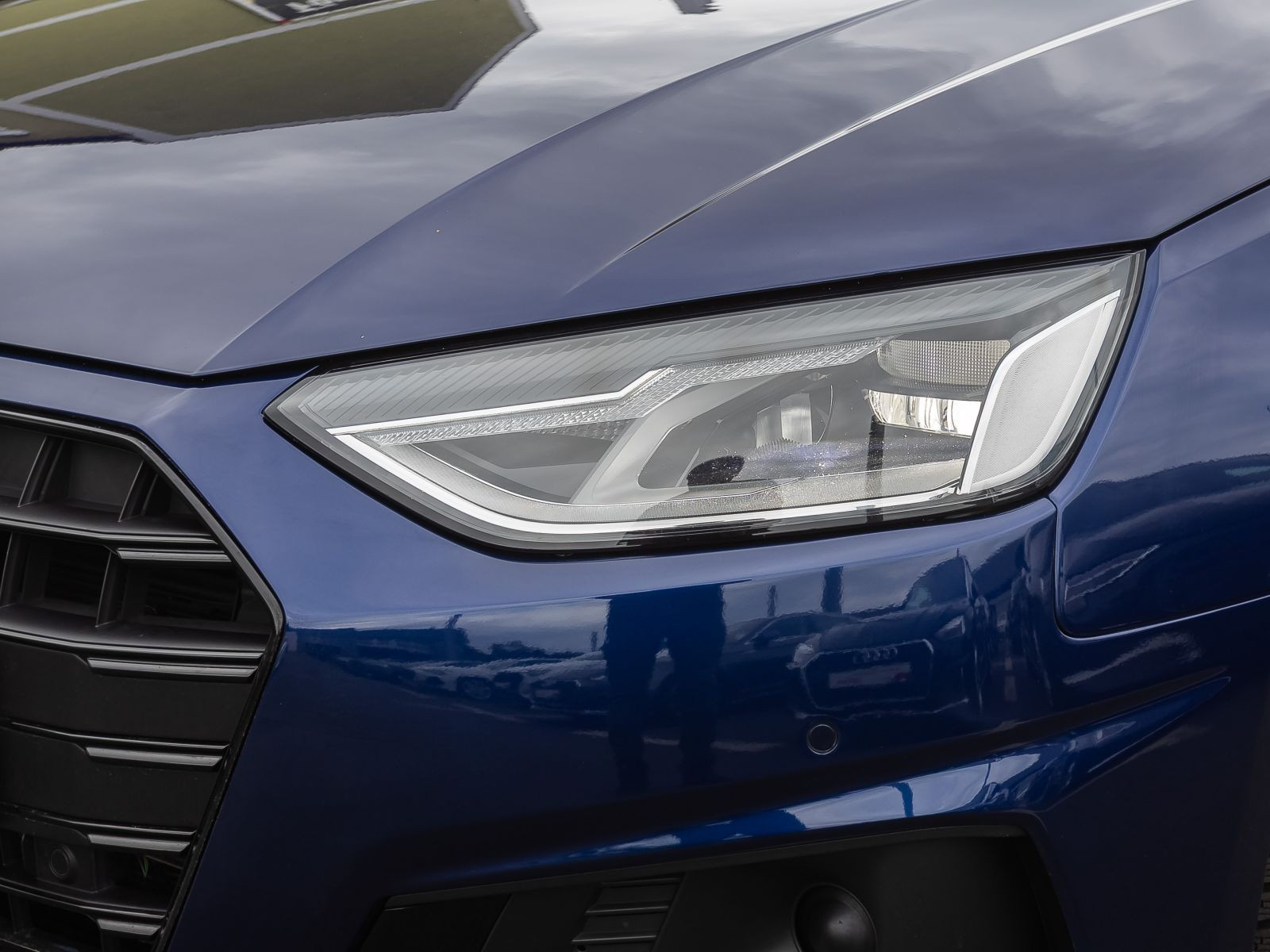 Audi A4 Avant Advanced 40TDI qu Stronic Navi LED ACC AHK