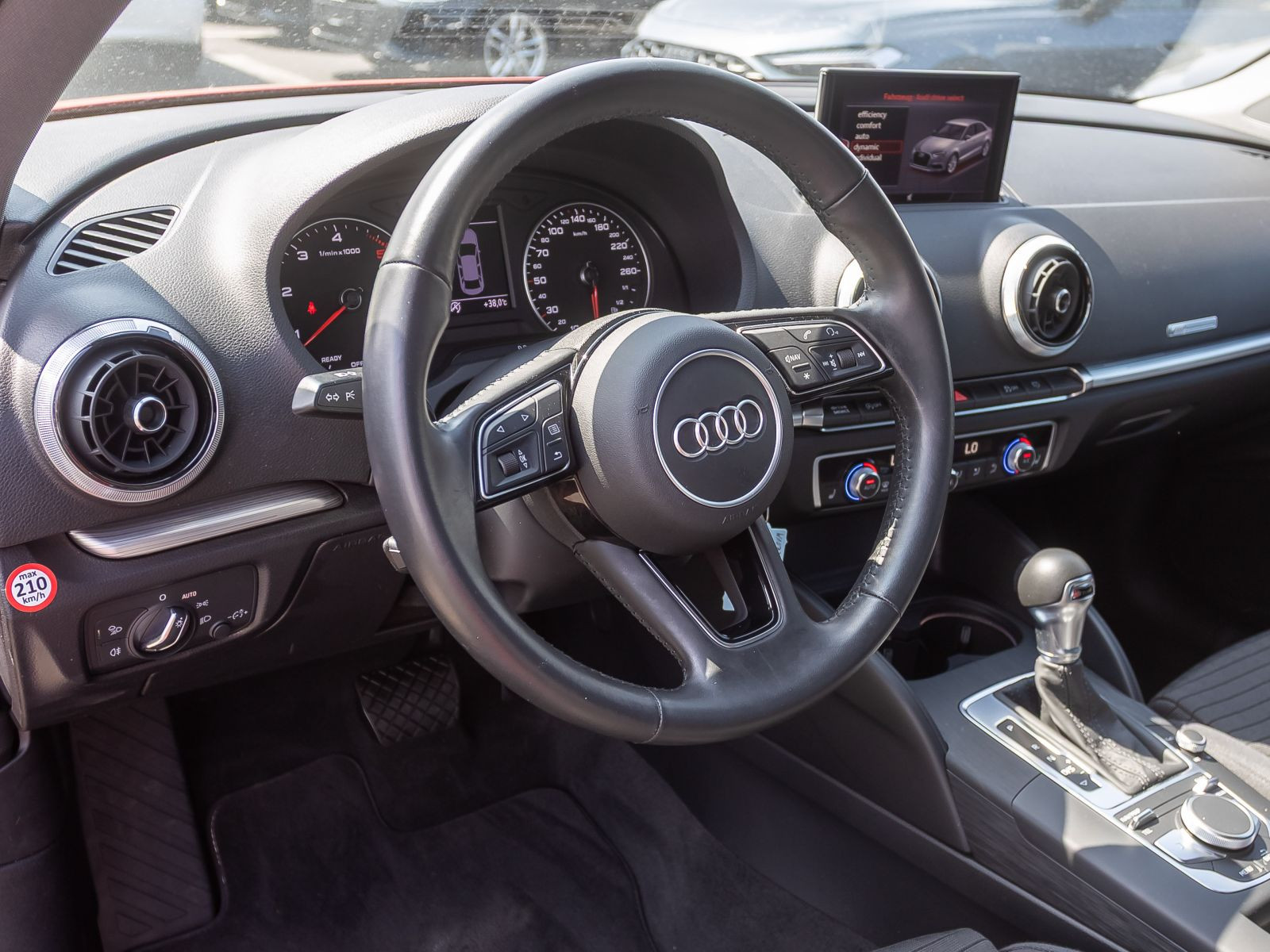 Audi A3 Limousine Sport 2.0TDI Stronic Navi GRA EPH