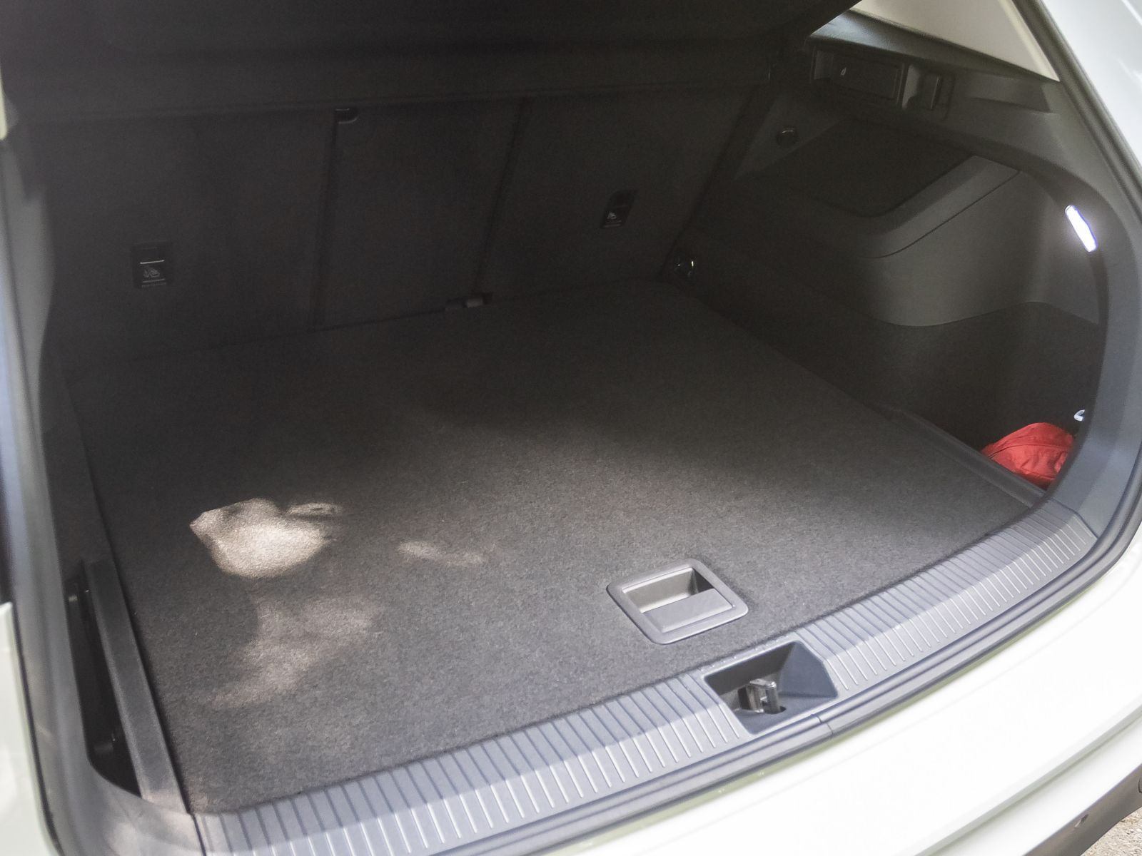Volkswagen Tiguan 1.5 eTSI DSG Goal, Navi, LED, Area View inkl. Rückfahrkamera, App-Connect