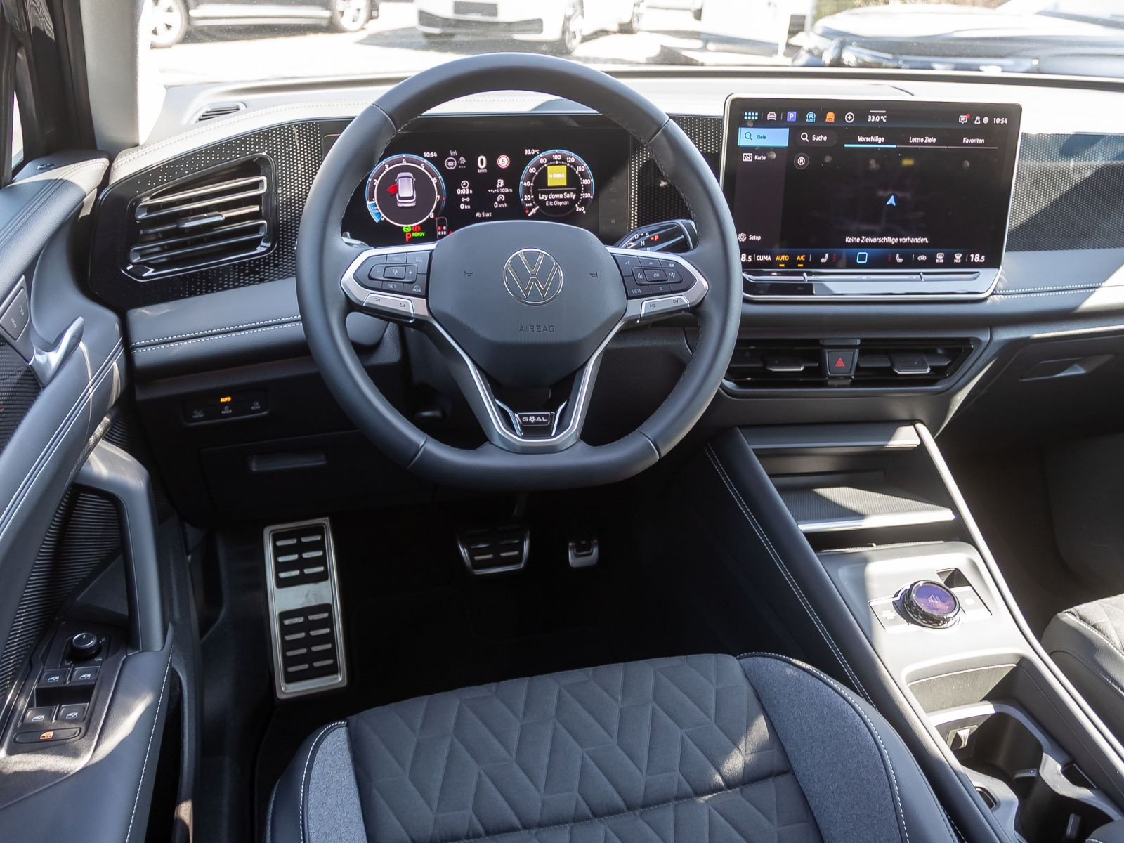 Volkswagen Tiguan 1.5 eTSI DSG Goal, Navi, LED, Area View inkl. Rückfahrkamera, App-Connect