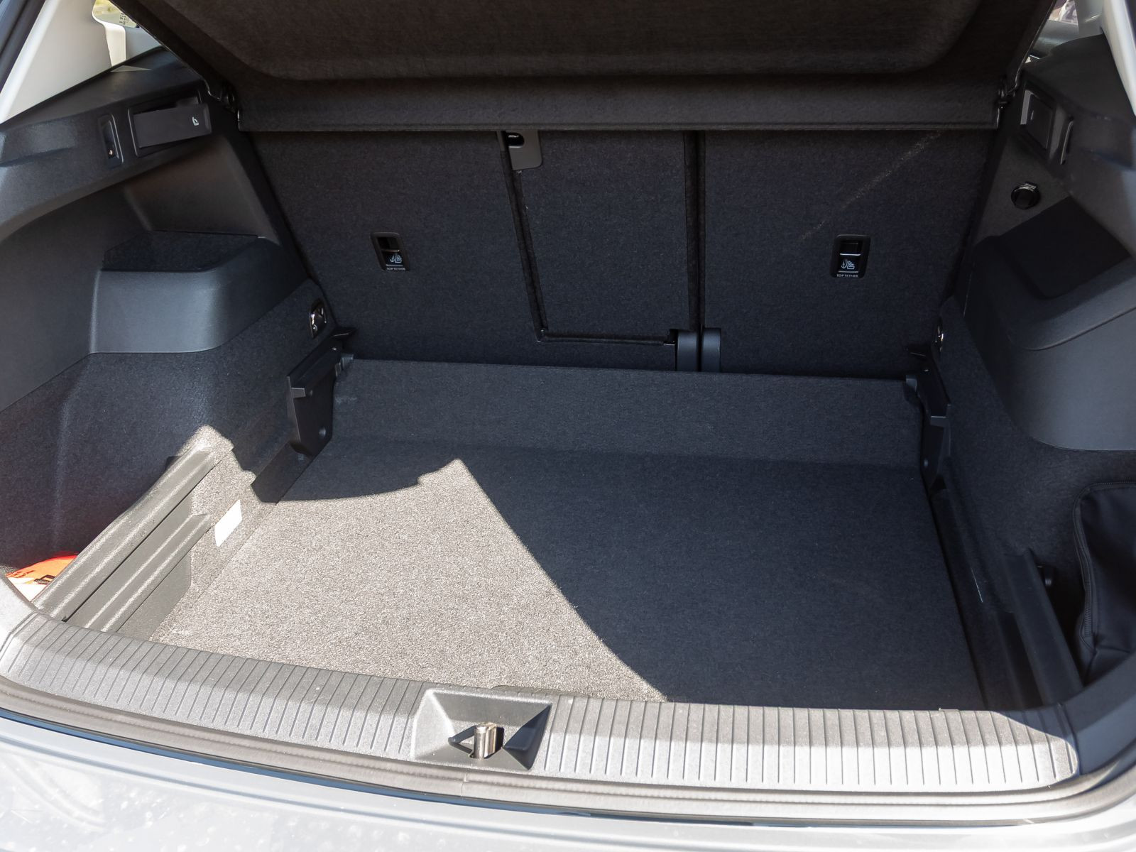 Volkswagen Tiguan 1.5 eTSI DSG Goal, Navi, LED, Area View inkl. Rückfahrkamera, App-Connect