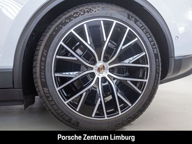 Porsche Macan 4 Luftfederung PASM BOSE Abstandstempomat