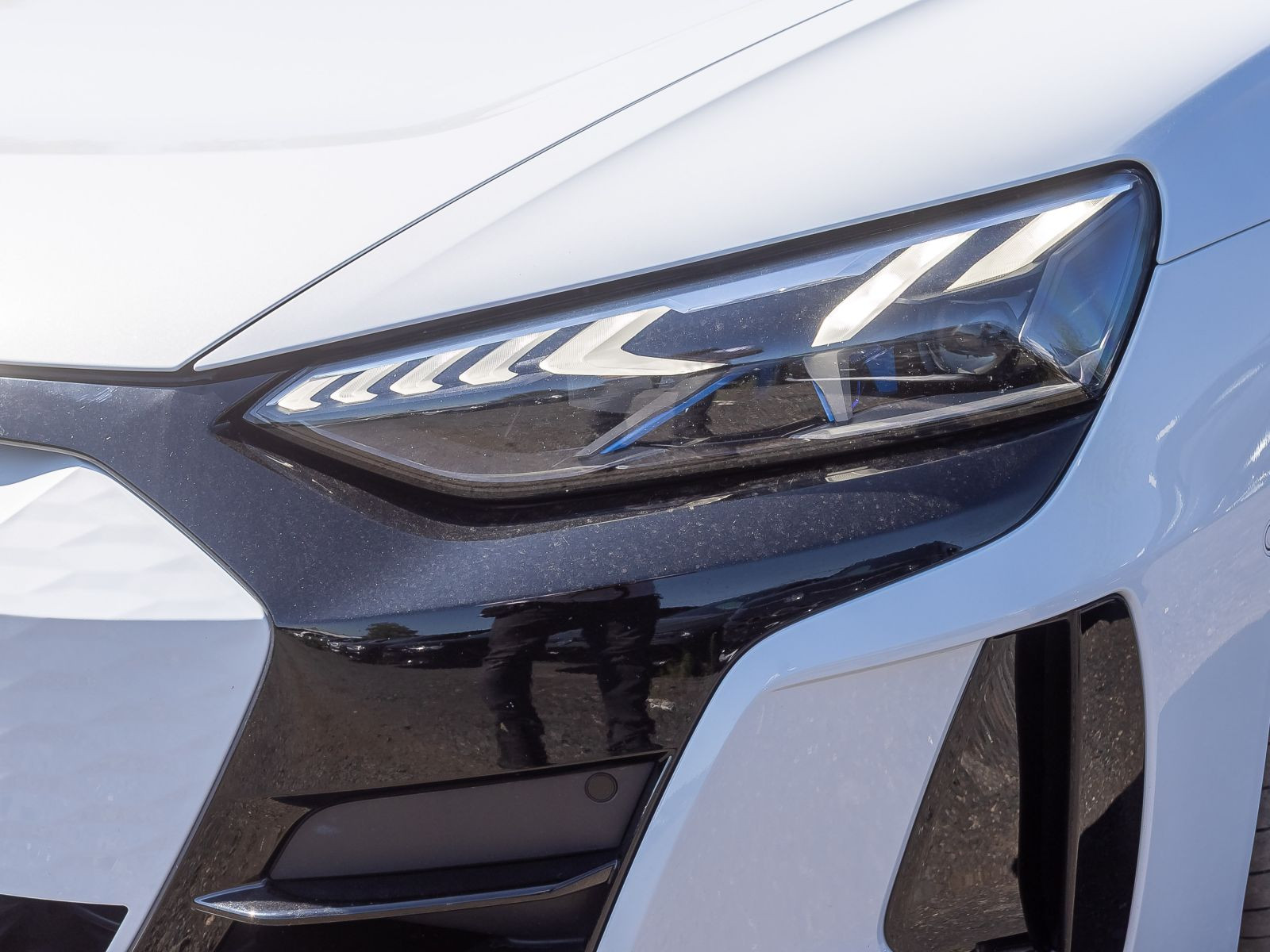 Audi e-tron GT Matrix HuD Luftfederung B&O Standklima