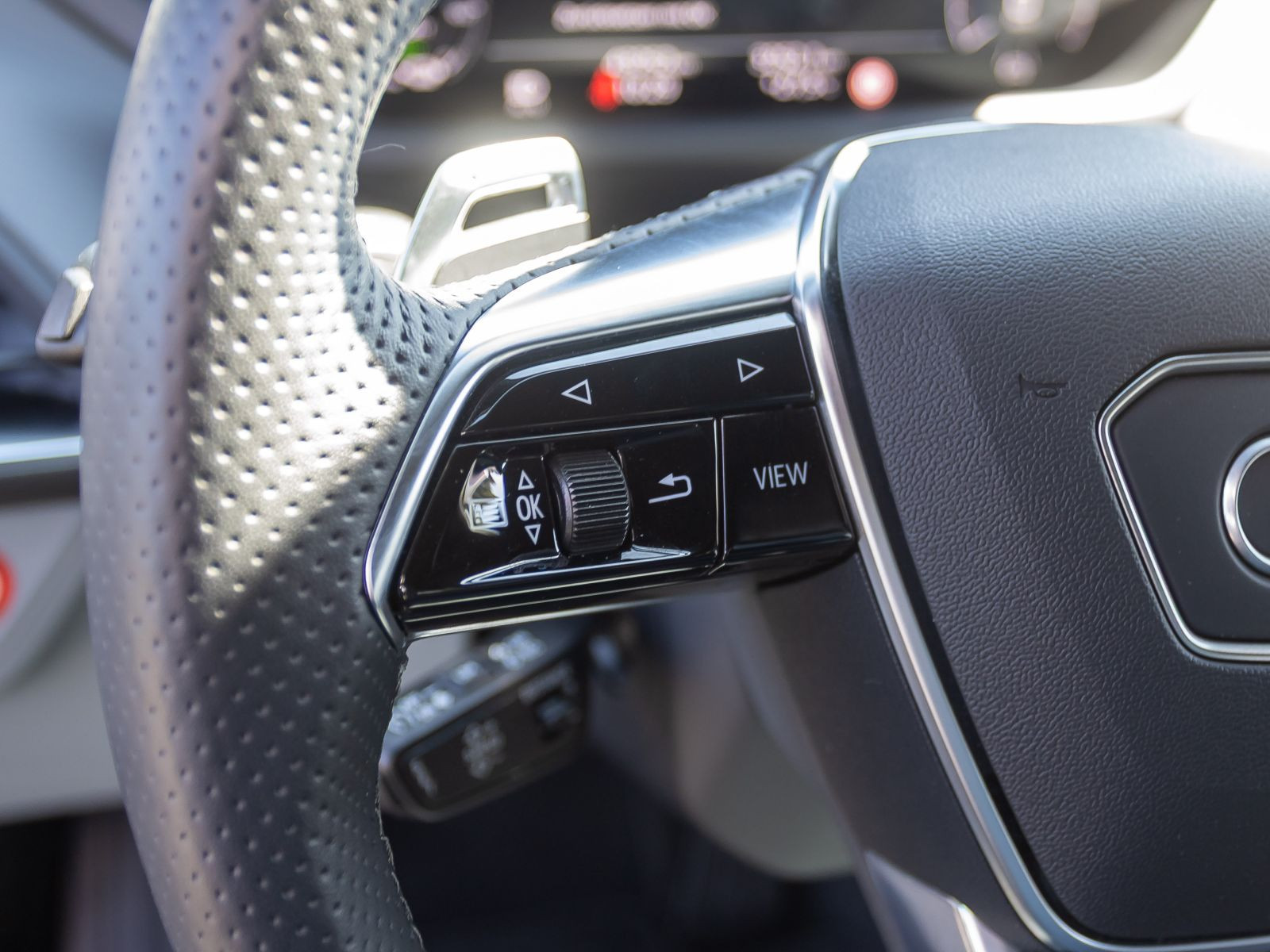 Audi e-tron GT Matrix HuD Luftfederung B&O Standklima
