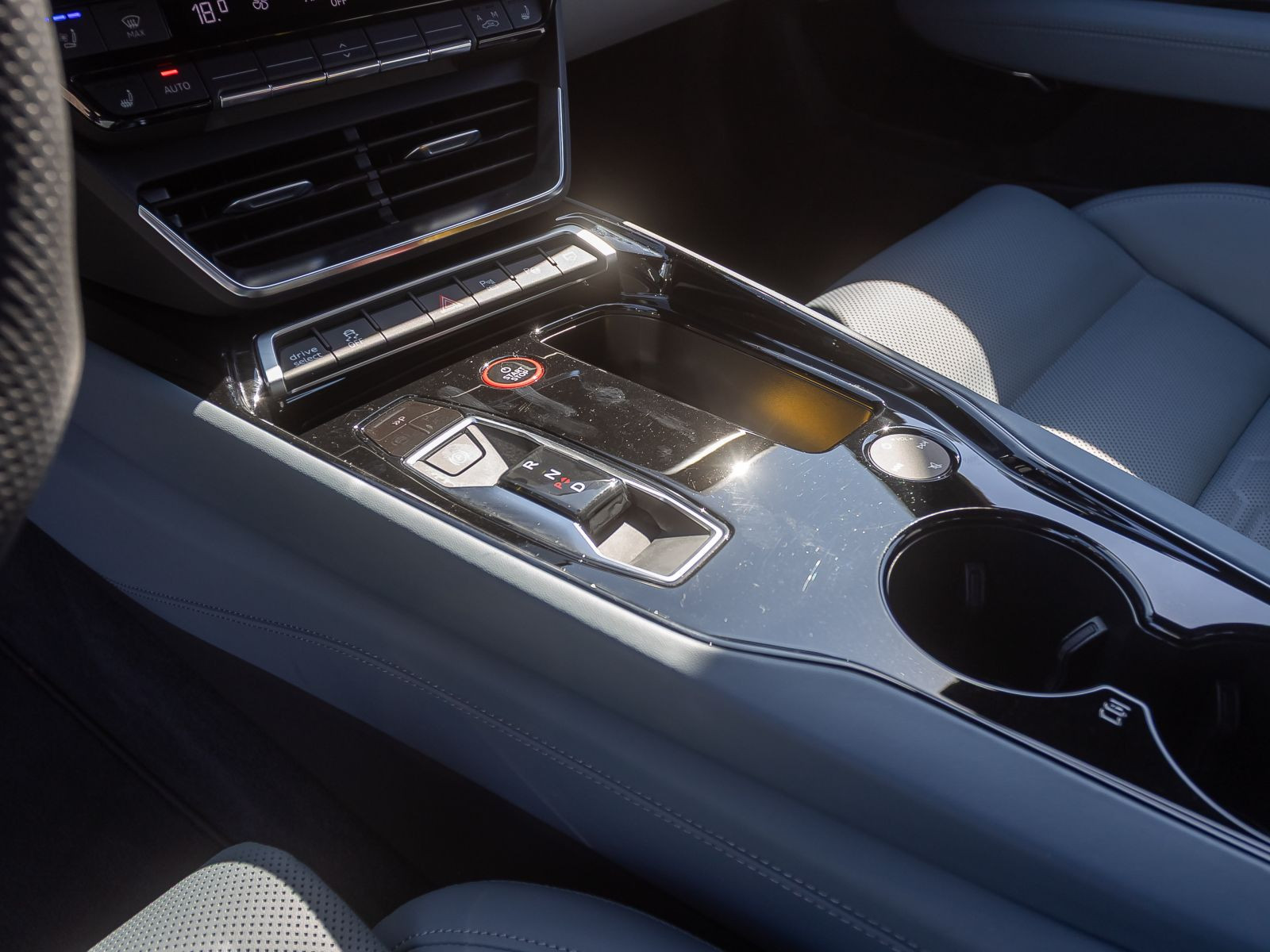 Audi e-tron GT Matrix HuD Luftfederung B&O Standklima