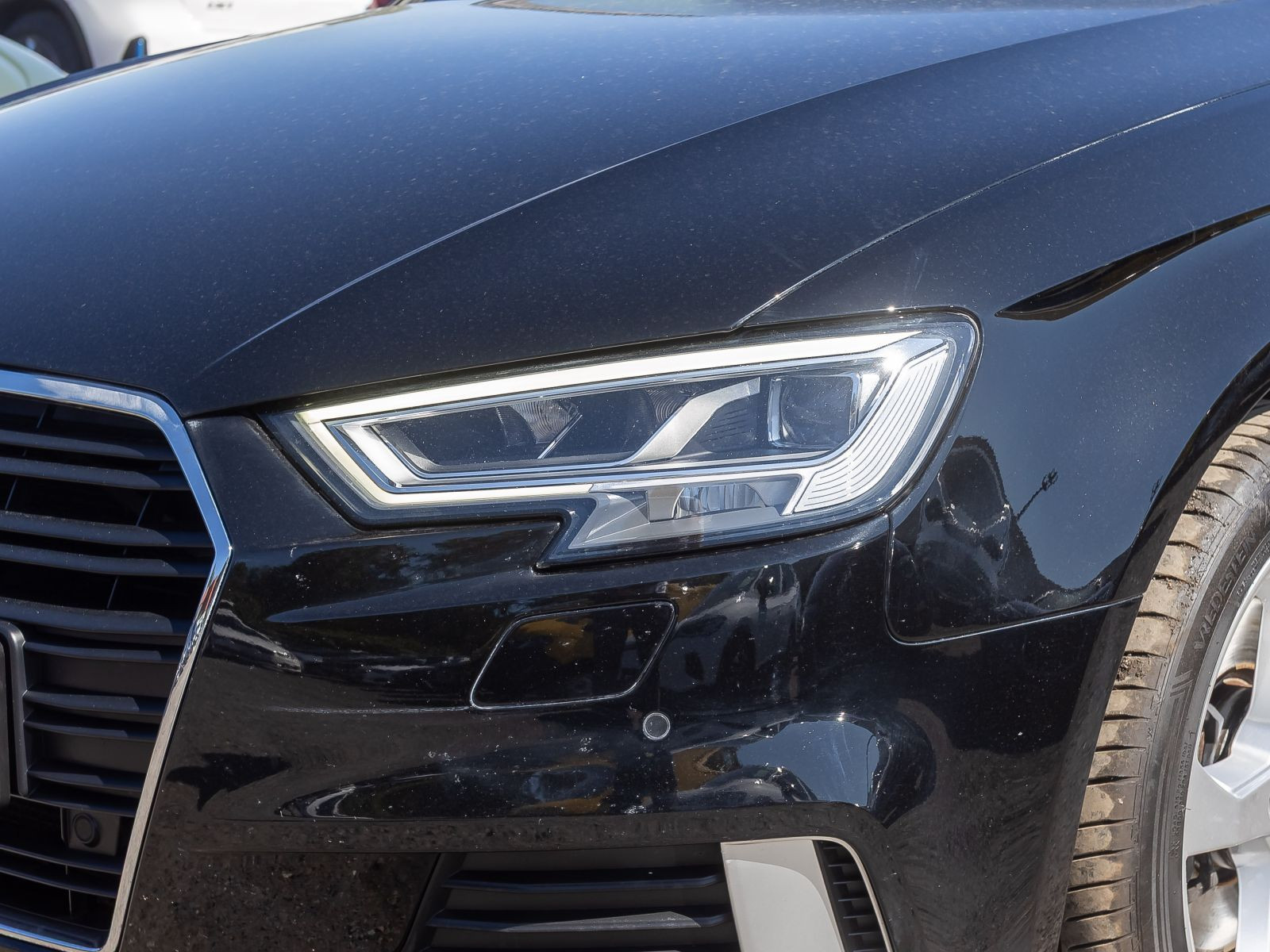 Audi A3 Sportback Sport 35TDI Stronic Navi LED GRA AHK