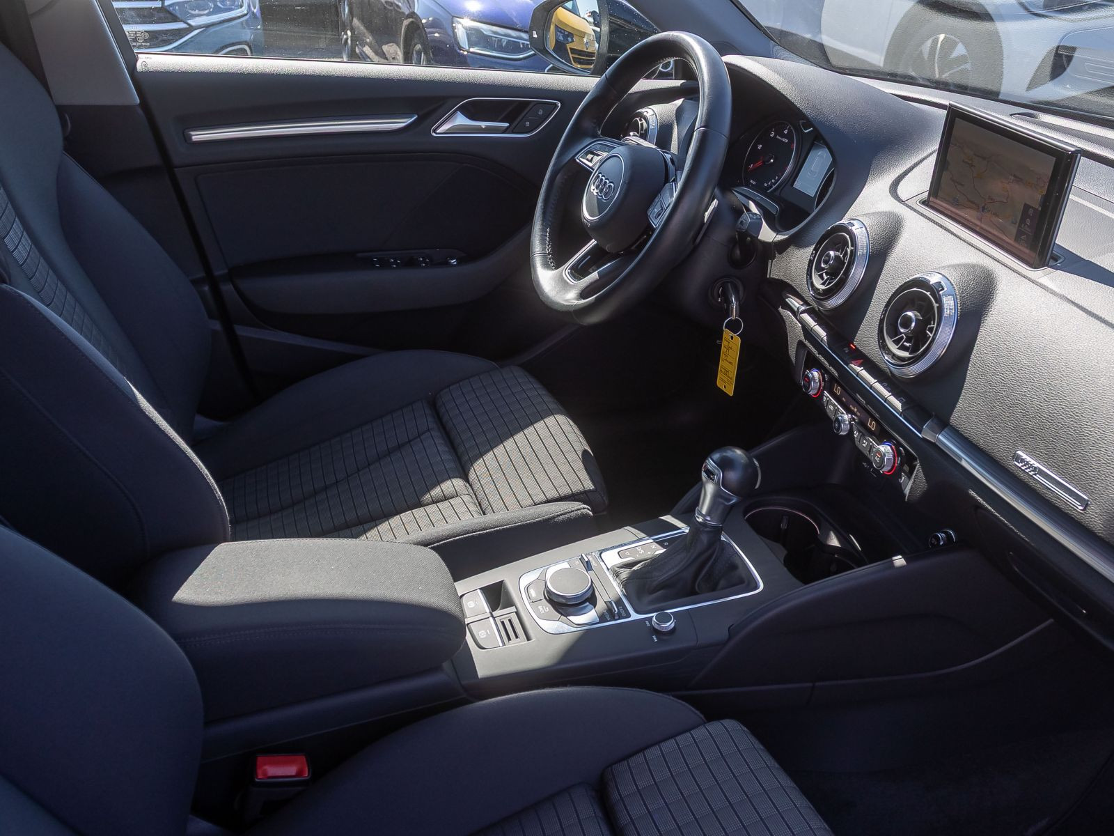Audi A3 Sportback Sport 35TDI Stronic Navi LED GRA AHK