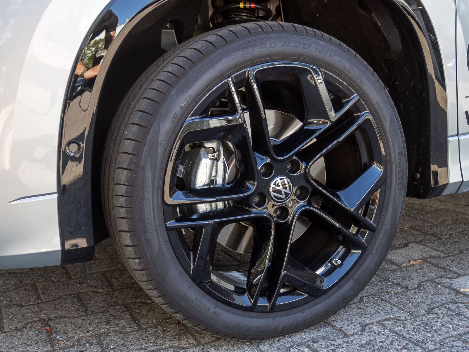 Volkswagen Tayron 2.0 TDI DSG R-Line Black Style 4Motion, AHK, Navi, LED-Matrix, Soundsystem